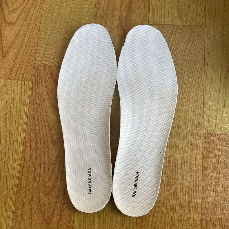 Balenciaga Balenciaga Triple S White Crystal-soled Dad Shoes 2502-Next Size US 7 / EU 40 - 8 Thumbnail