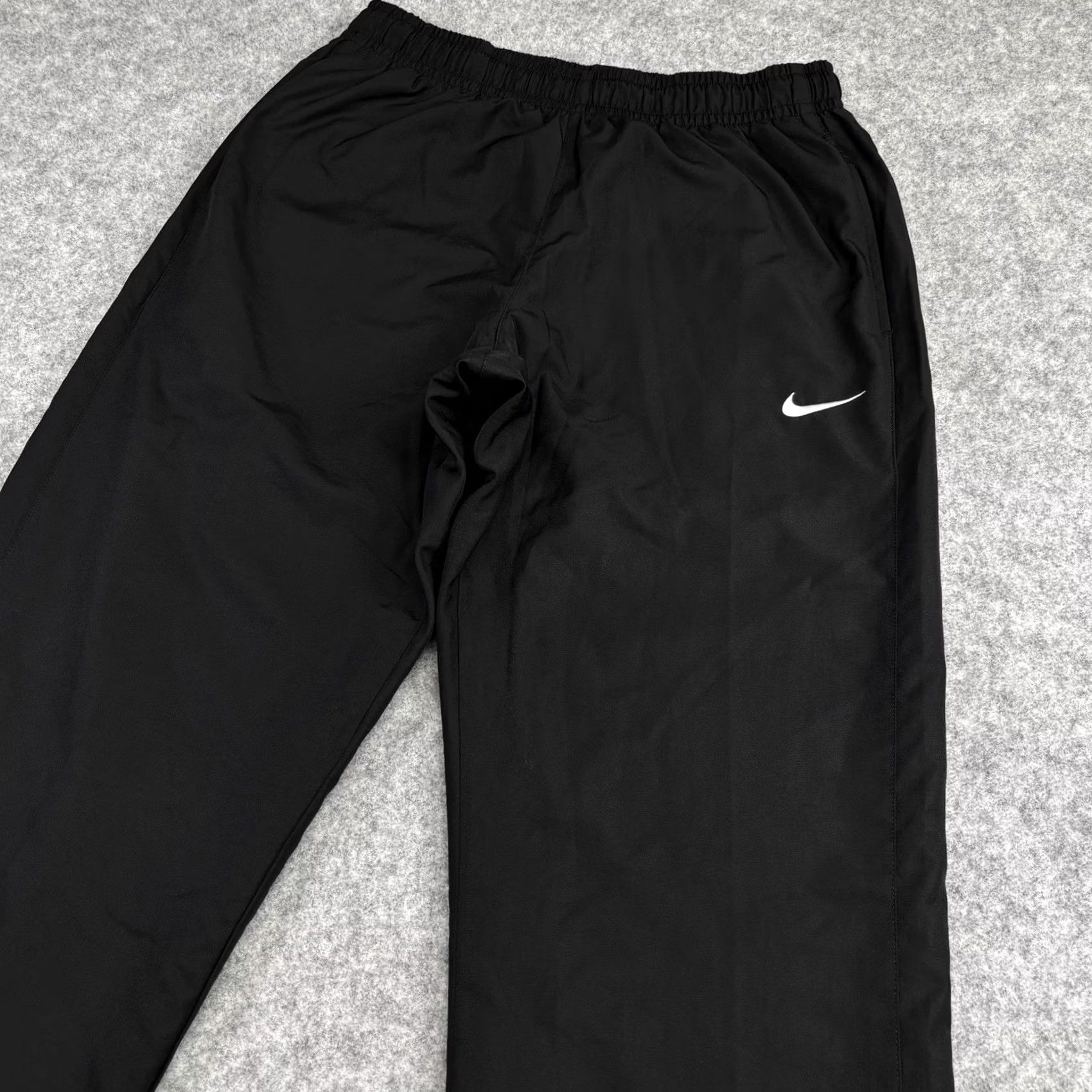Nike Nike Track Pants Mens Medium Black Straight Leg Vgc Size US 31 - 4 Thumbnail