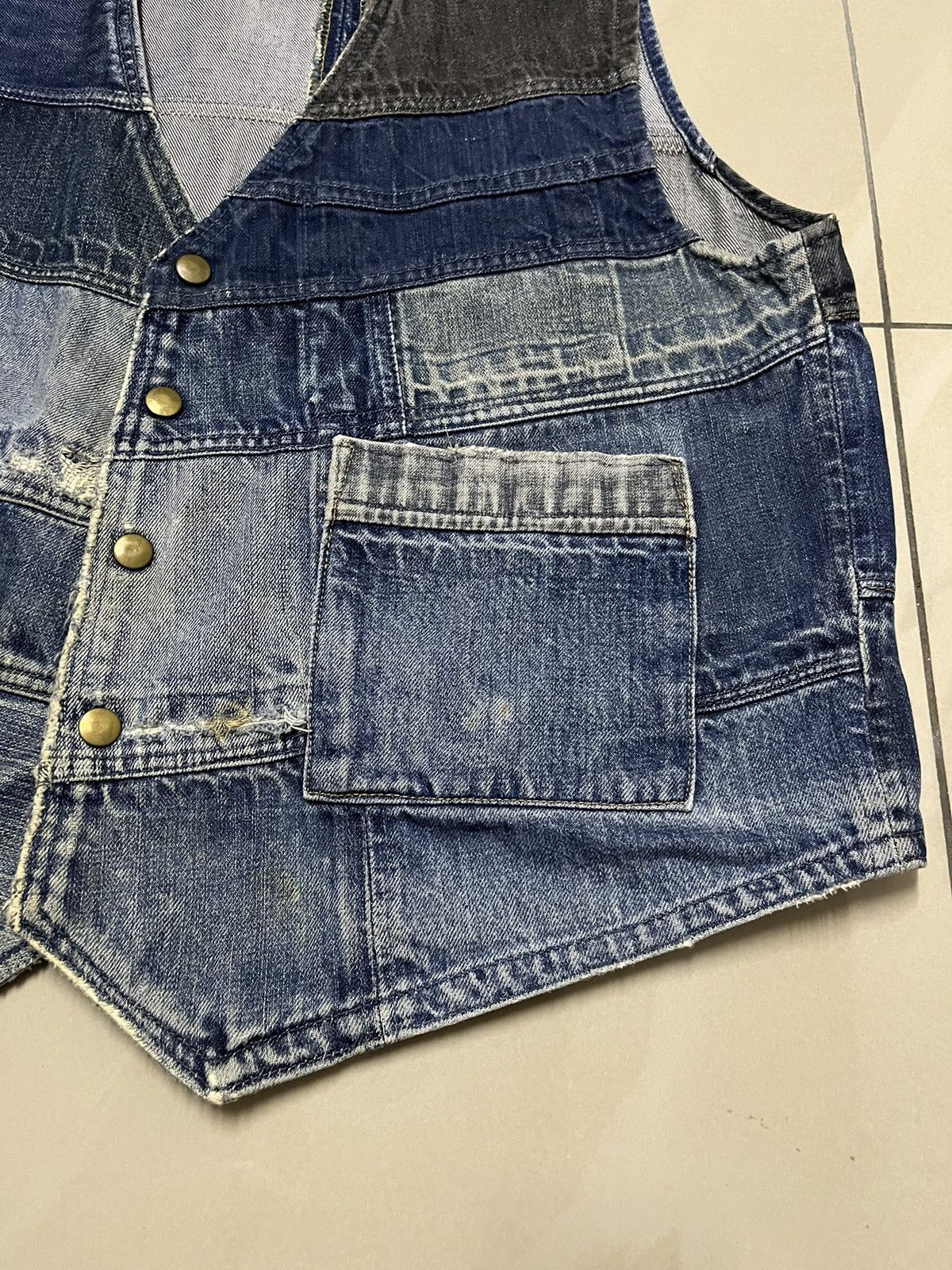 Other Custom Distressed denim snap button vest Size US L / EU 52-54 / 3 - 4 Thumbnail