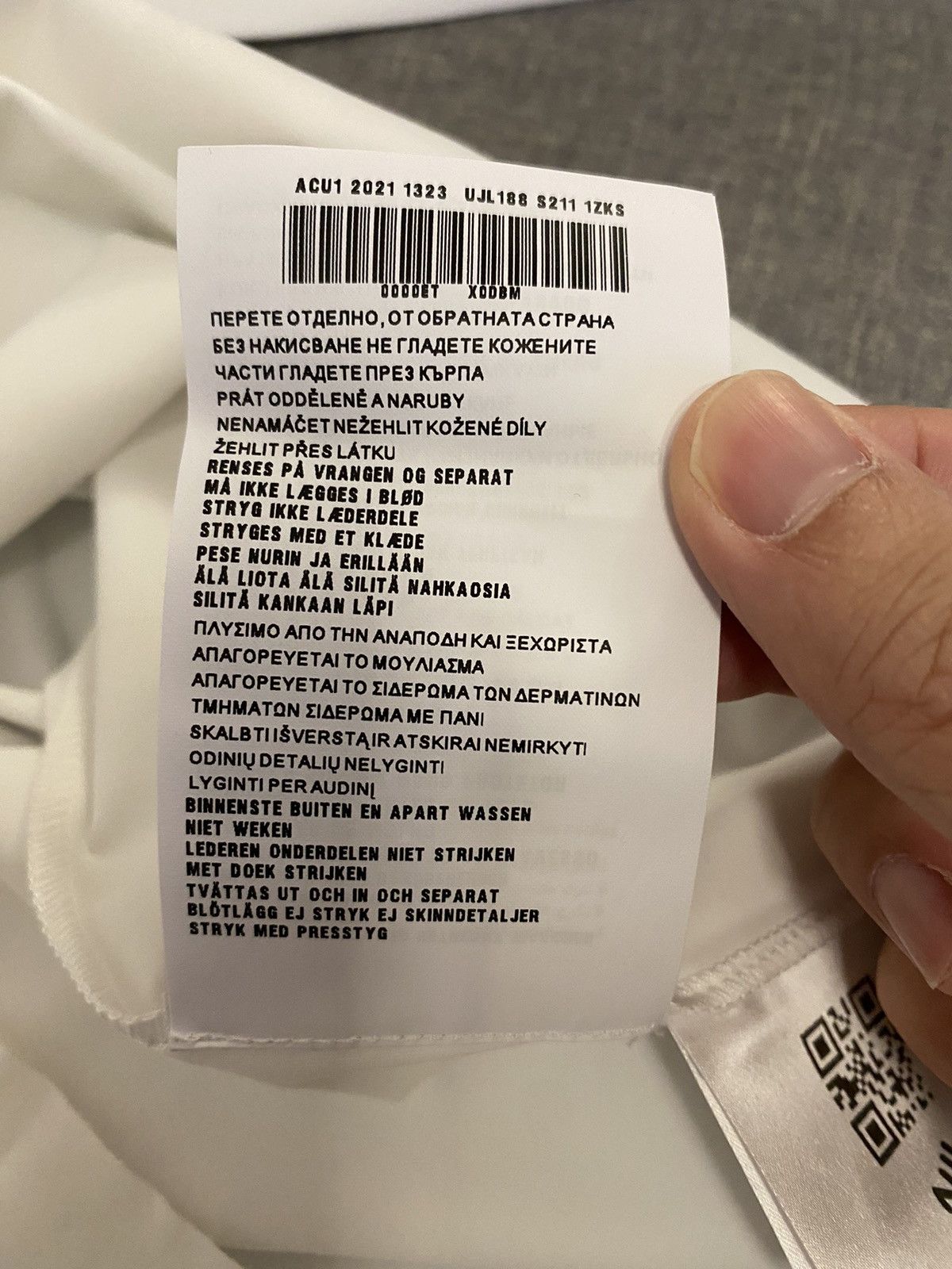 Prada Prada white technical nylon logo turtleneck jersey L Size US L / EU 52-54 / 3 - 12 Thumbnail