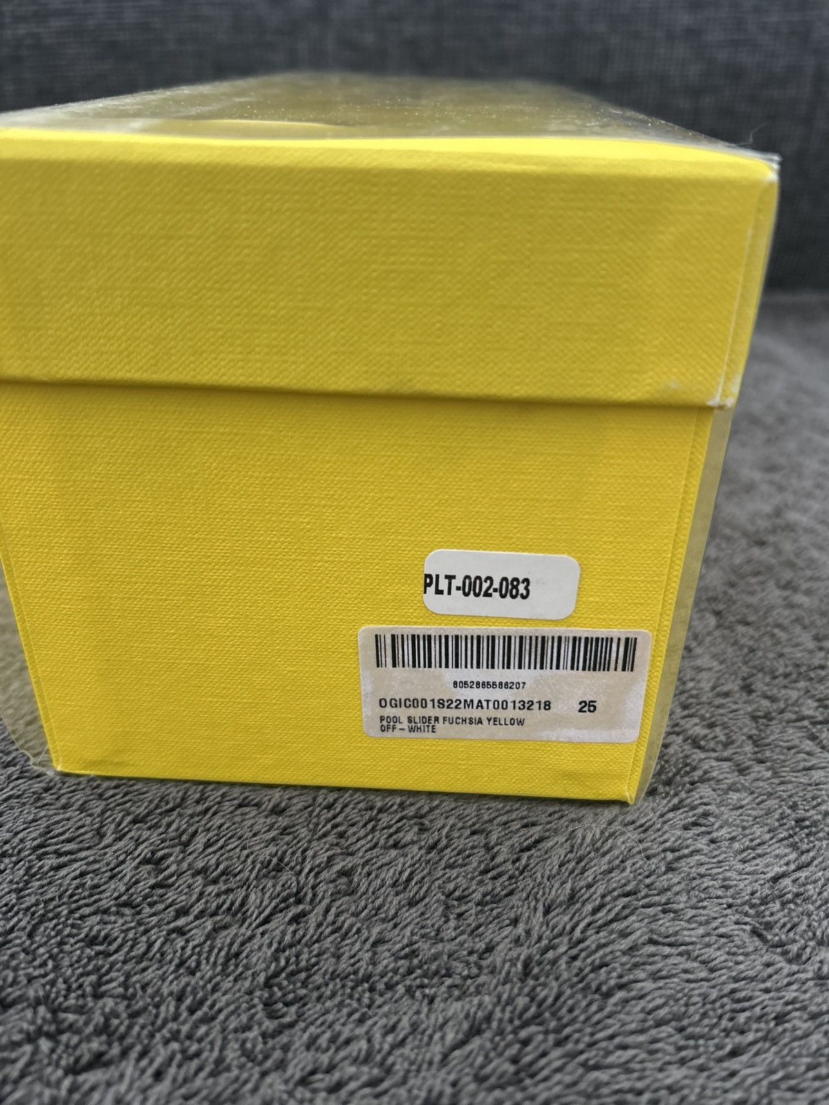 Off-White Kids Off-White Pool Slide Fuchsia Yellow 8T Size US 4 / IT 34 - 9 Thumbnail