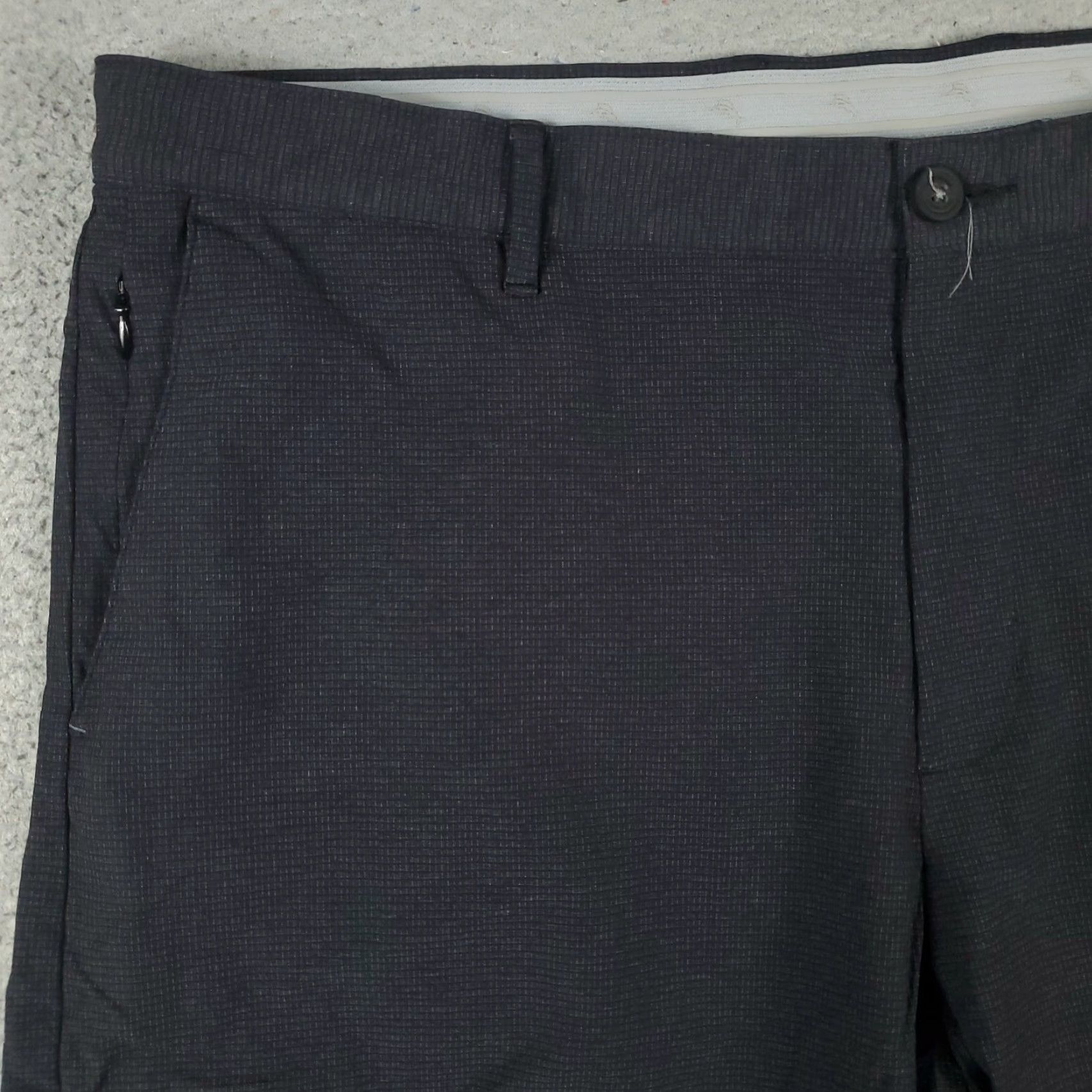 Tommy Bahama VINTAGE Tommy Bahama Shorts Mens Size 40 Chino Flat Front Casual Cotton Nylon Gray Size US 40 / EU 56 - 2 Thumbnail