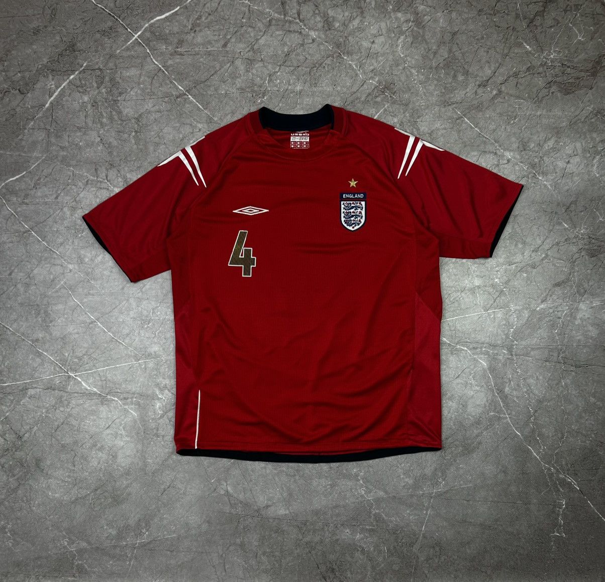 Umbro Umbro England 2006 2008 Gerrard #4 Away Football Shirt Size US XL / EU 56 / 4 - 1 Thumbnail