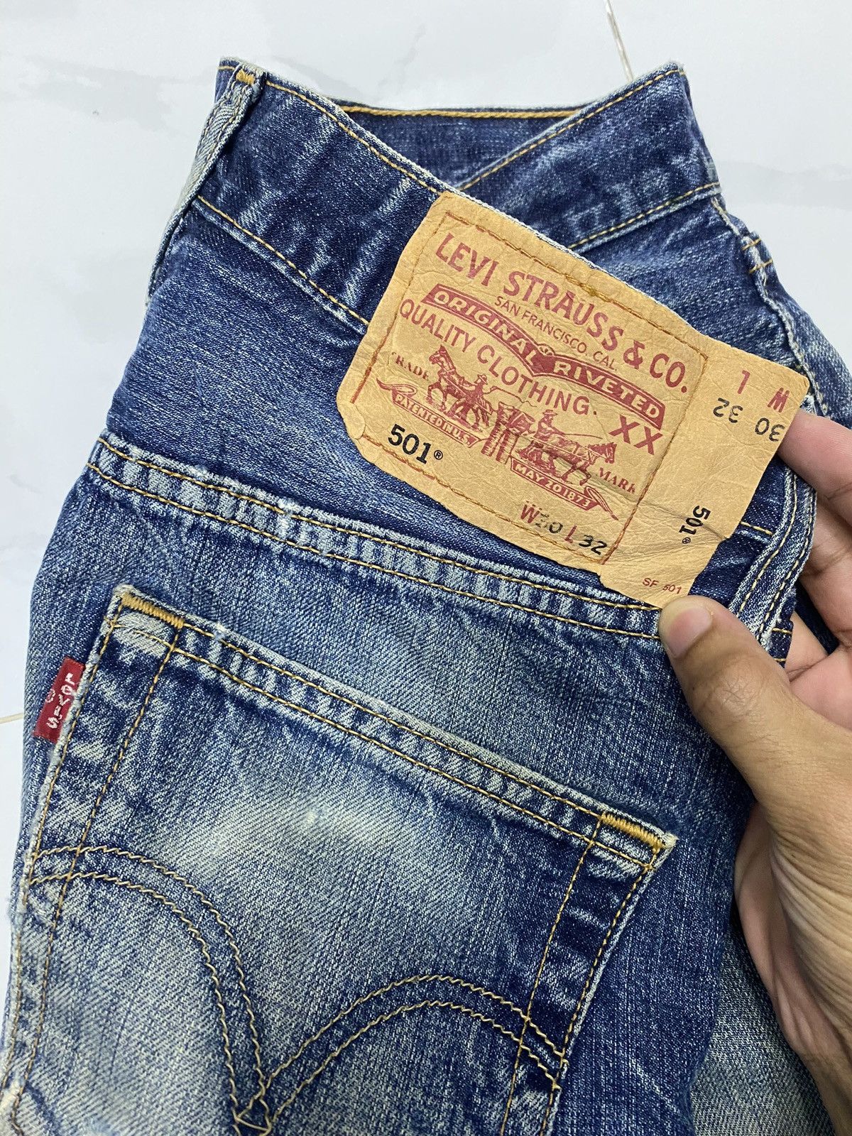 Levi's 🔥VINTAGE LEVIS 501 JAPAN DISTRESSED DENIM JEANS Size US 30 / EU 46 - 7 Thumbnail