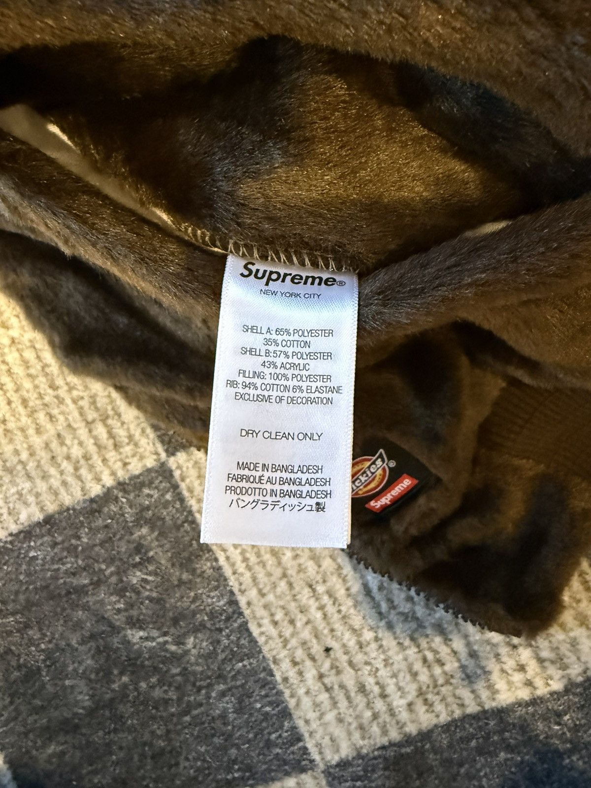 Dickies × Supreme Supreme x Dickies Reversible Quilted Faux Fur Work Jacket Size US M / EU 48-50 / 2 - 11 Thumbnail