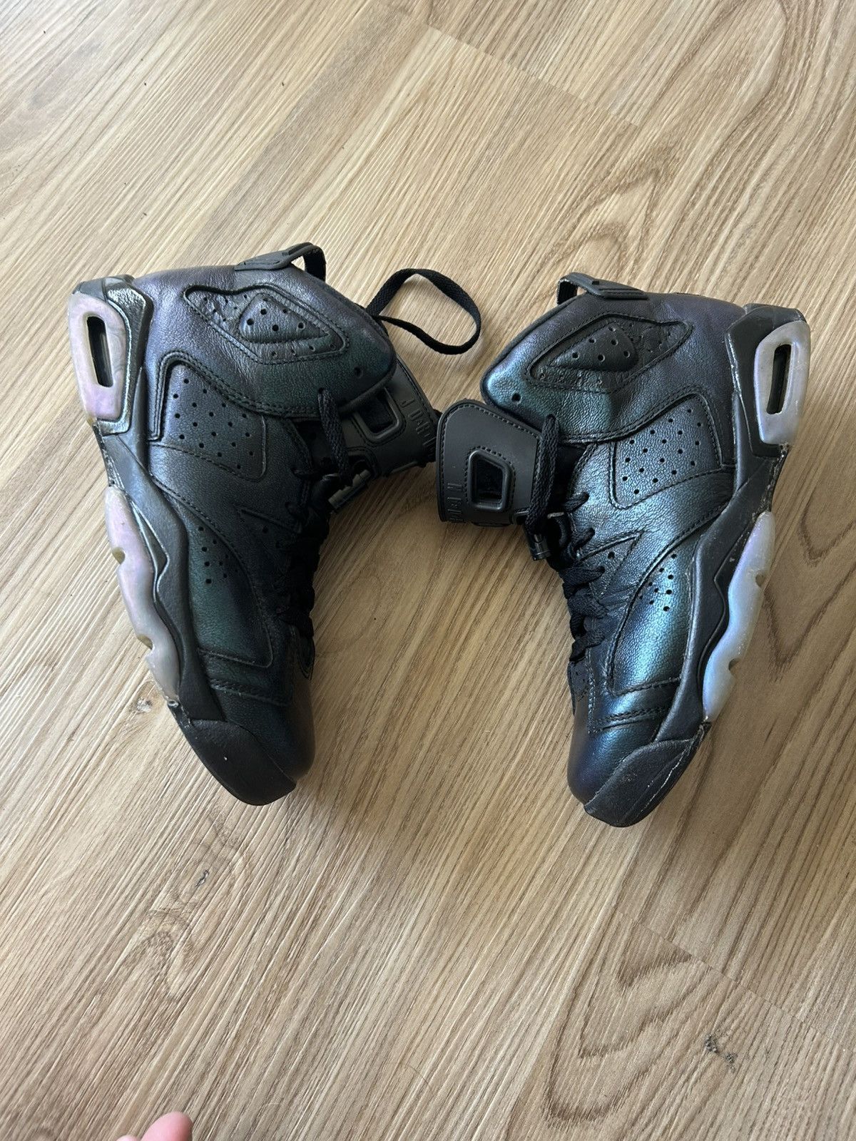 Jordan Brand Jordan 6 Retro Chameleon Size US 7 / IT 37 - 4 Thumbnail