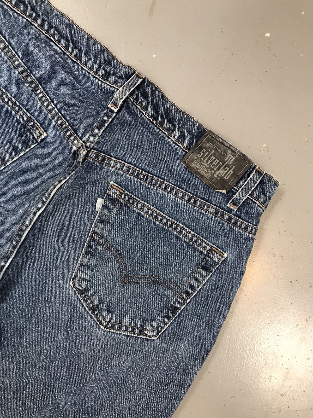Levi's × Vintage Vintage Levi’s Strauss & co. silver tab denim jort Size US 38 / EU 54 - 8 Thumbnail