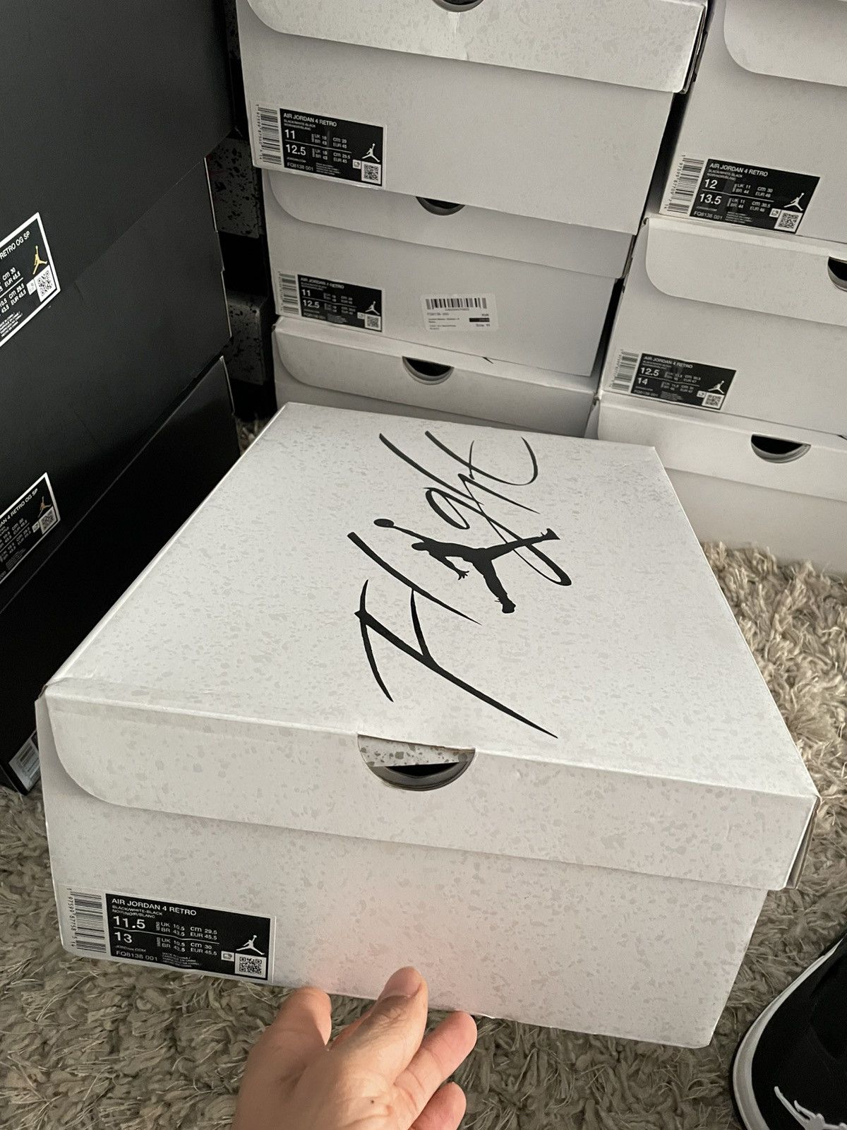 Jordan Brand Jordan 4 White Thunder Size US 11.5 / EU 44-45 - 10 Thumbnail