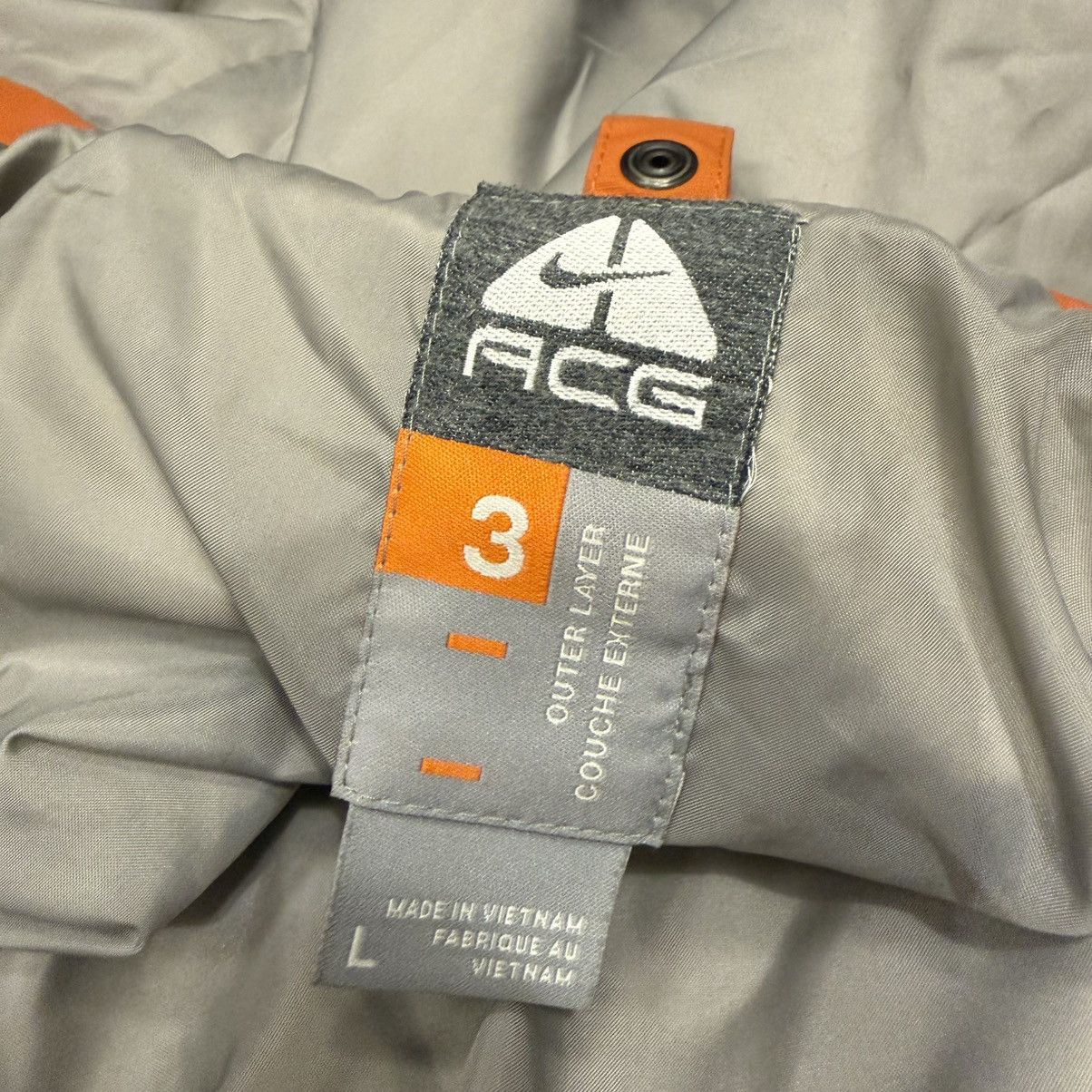 Nike Vtg Y2K Nike ACG Jacket 3 Layer Storm Hooded Swoosh L Orange Size US L / EU 52-54 / 3 - 12 Thumbnail