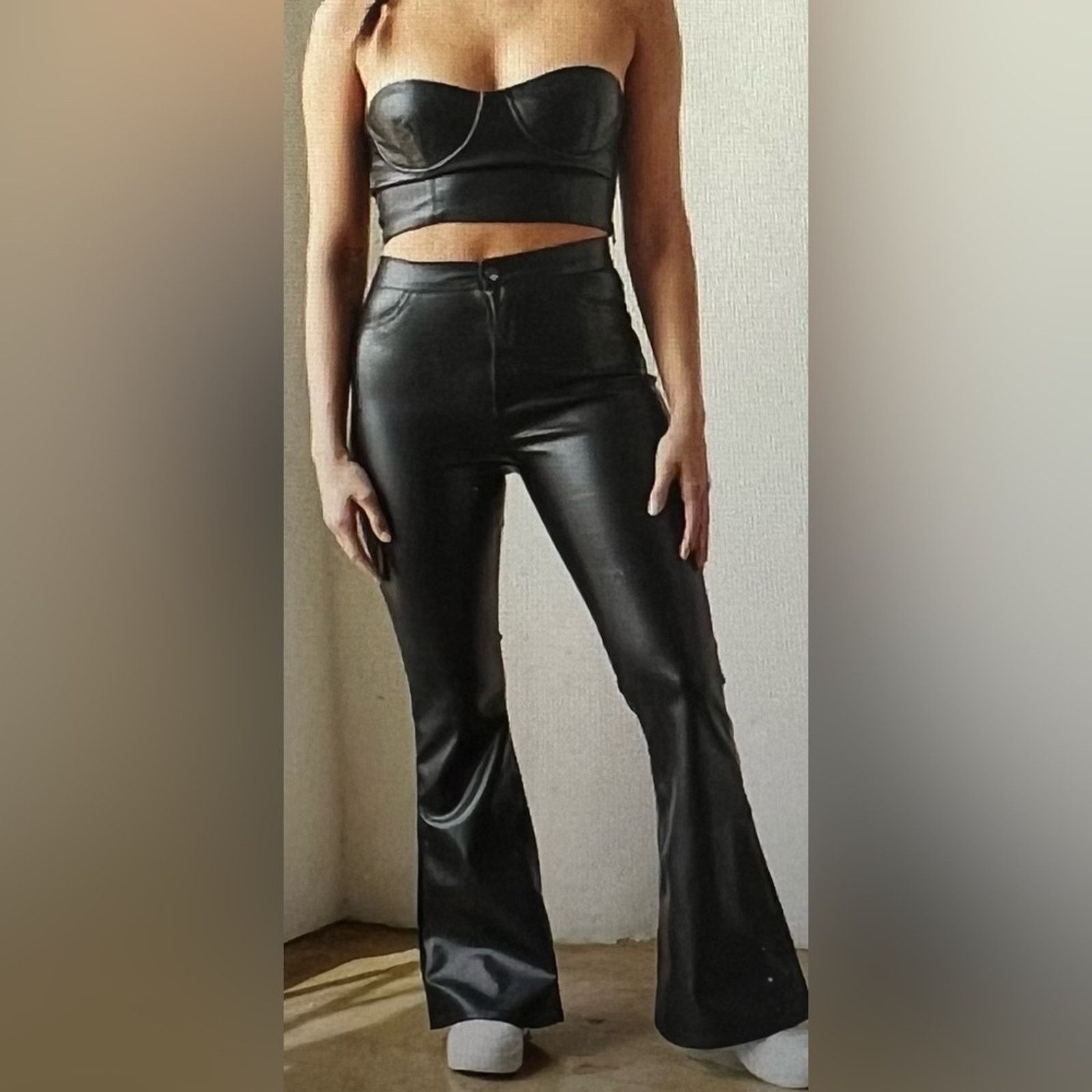 Boohoo Boohoo Kourtney Kardashian Barker Wide Leg Faux leather Size 28" / US 6 / IT 42 - 2 Thumbnail