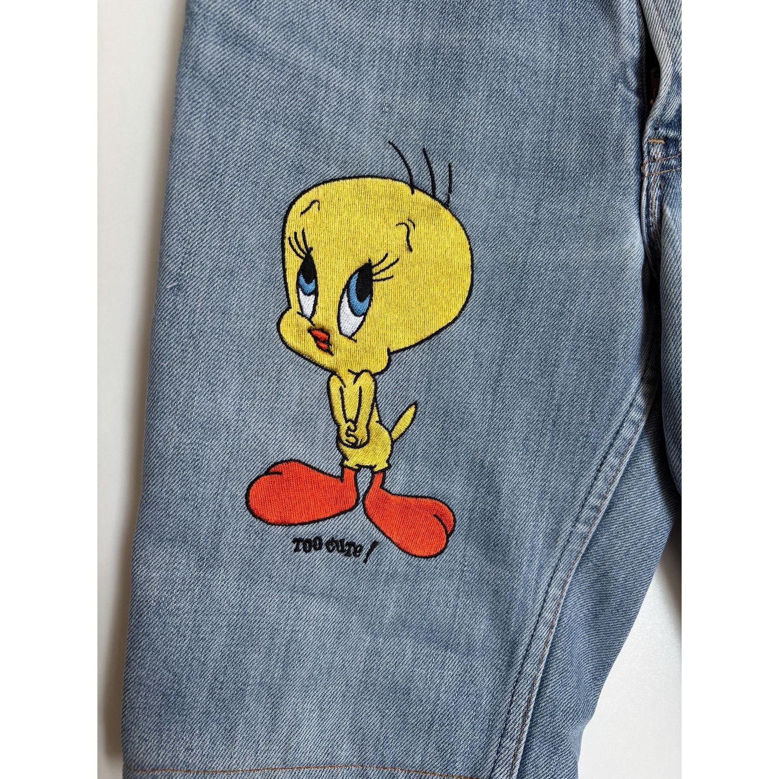 Levi's Levi’s 1996 Tweety Sylvester Looney Tunes Shorts W28 USAmade Size US 28 / EU 44 - 3 Thumbnail