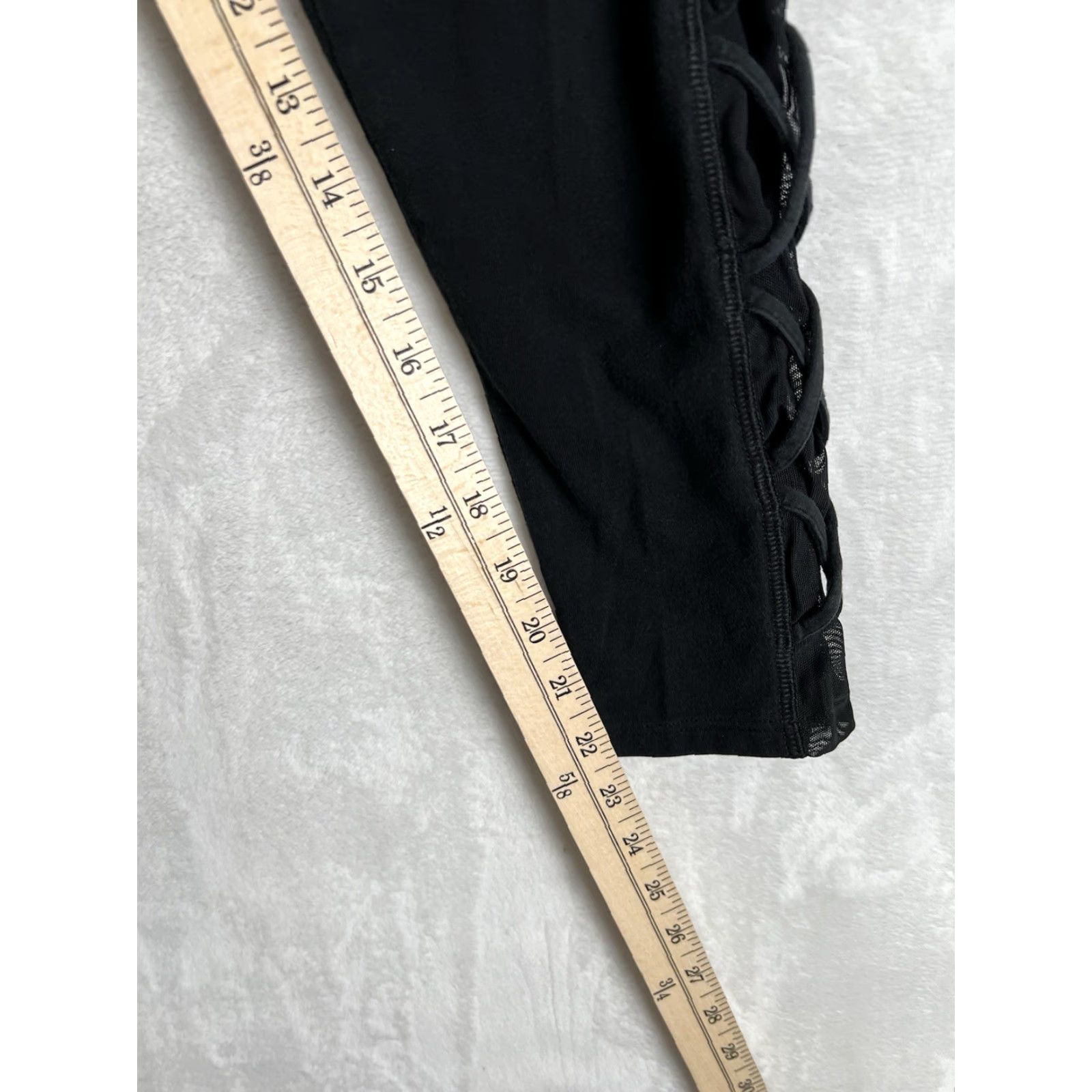 Victoria's Secret Victoria's Secret PINK Fresno State Bulldogs Black Yoga Pants Capri Size 28" / US 6 / IT 42 - 3 Thumbnail