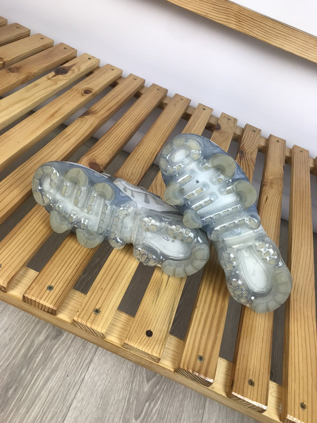 Nike Nike Air Vapormax 2019 Pale Grey Size US 4 / IT 34 - 6 Thumbnail