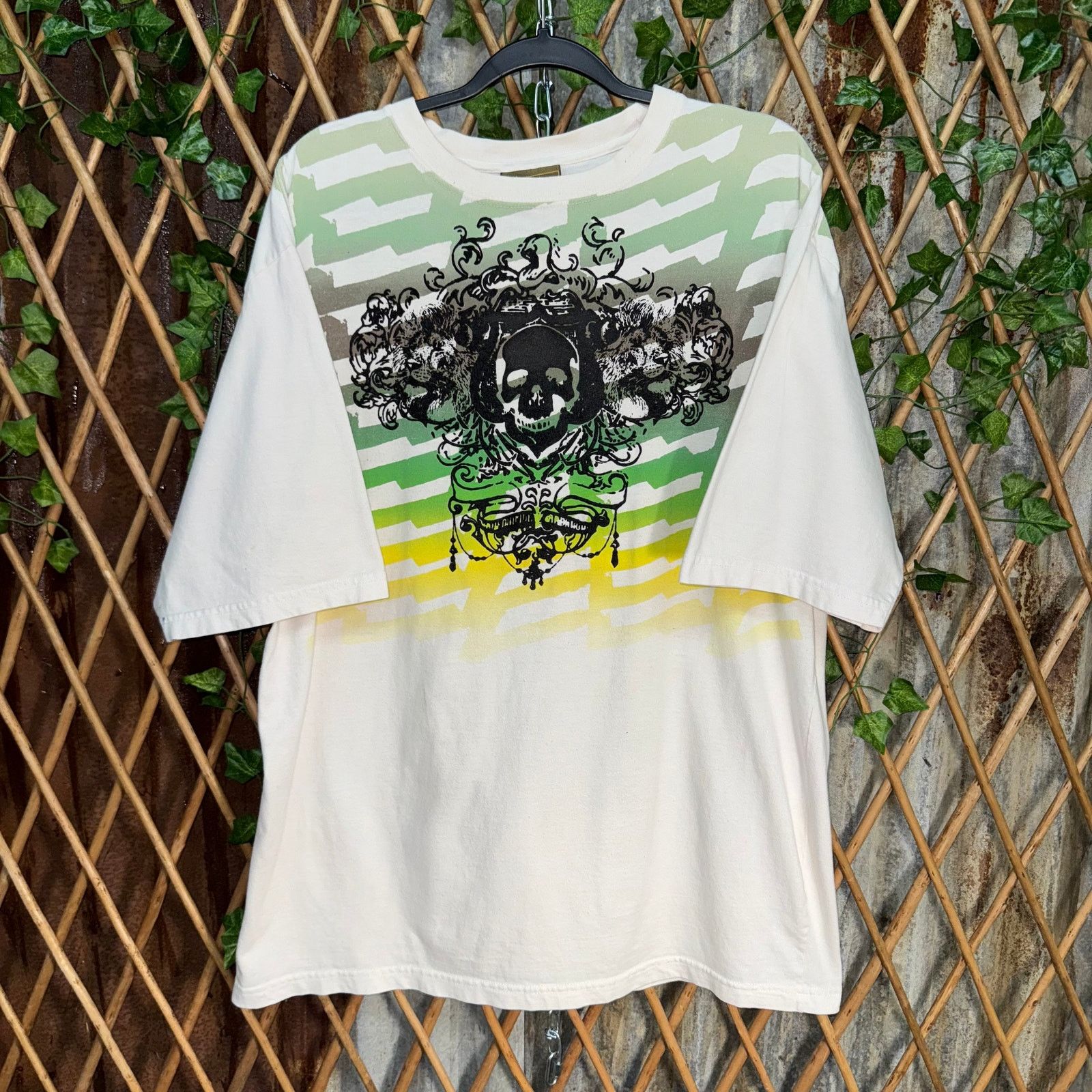 Avirex Vintage Y2K grunge 2000s era avirex style hip hop t-shirt Size US XL / EU 56 / 4 - 1 Thumbnail