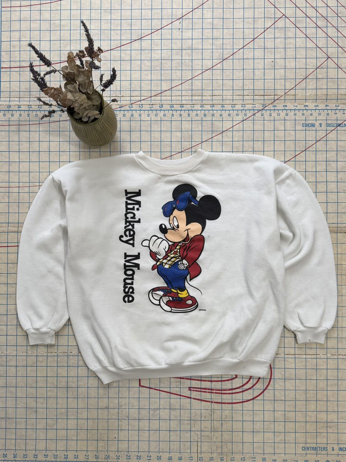 Disney × Mickey Mouse × Vintage Vintage Mickey Mouse Graphic Crewneck Sweater Women’s Medium Size M / US 6-8 / IT 42-44 - 2 Thumbnail