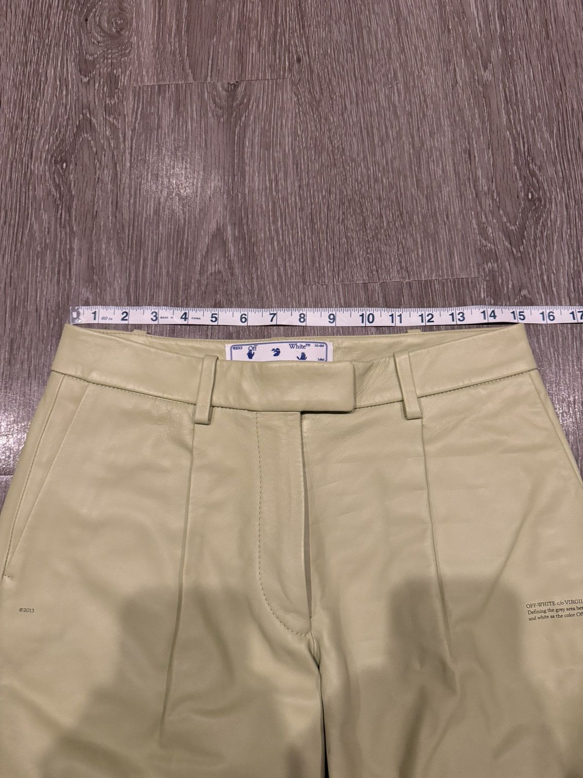 Off-White Off White 100% Leather Shorts Light Green 28-30 Size US 29 - 14 Thumbnail