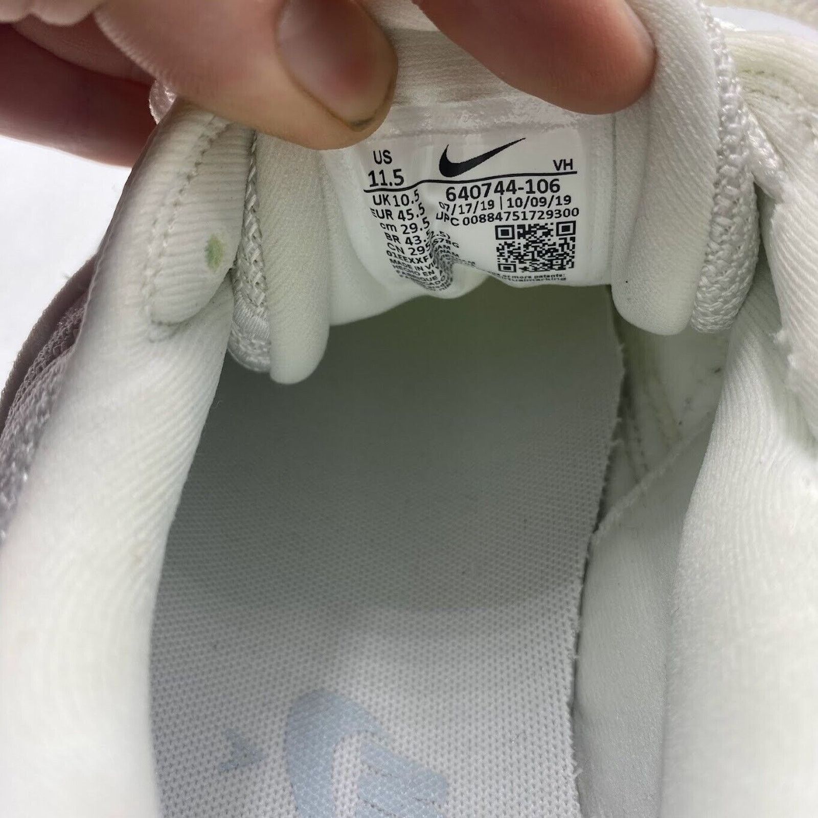 Nike Nike Air Max 98 White Men's Size 11.5 640744 106 Brand NEW Size US 11.5 / EU 44-45 - 8 Thumbnail