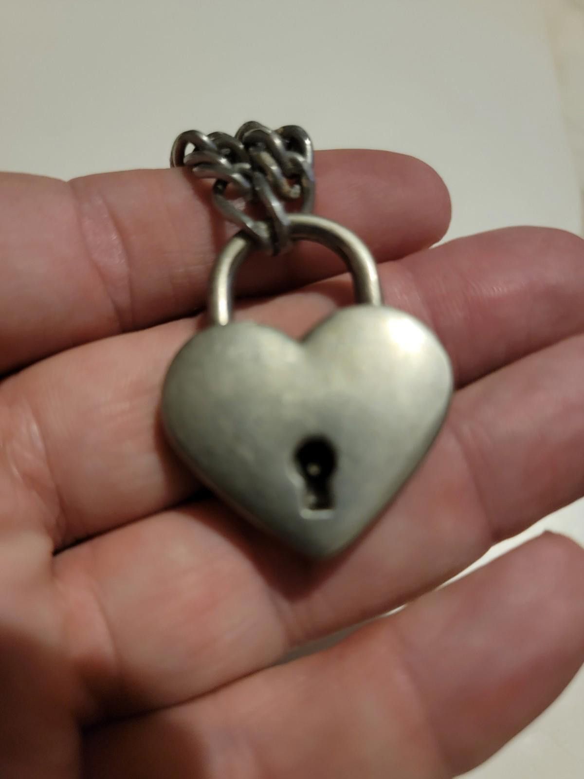 The Unbranded Brand Antique Silver Heart Padlock Charm Necklace Chain Jewelry Size ONE SIZE - 3 Thumbnail