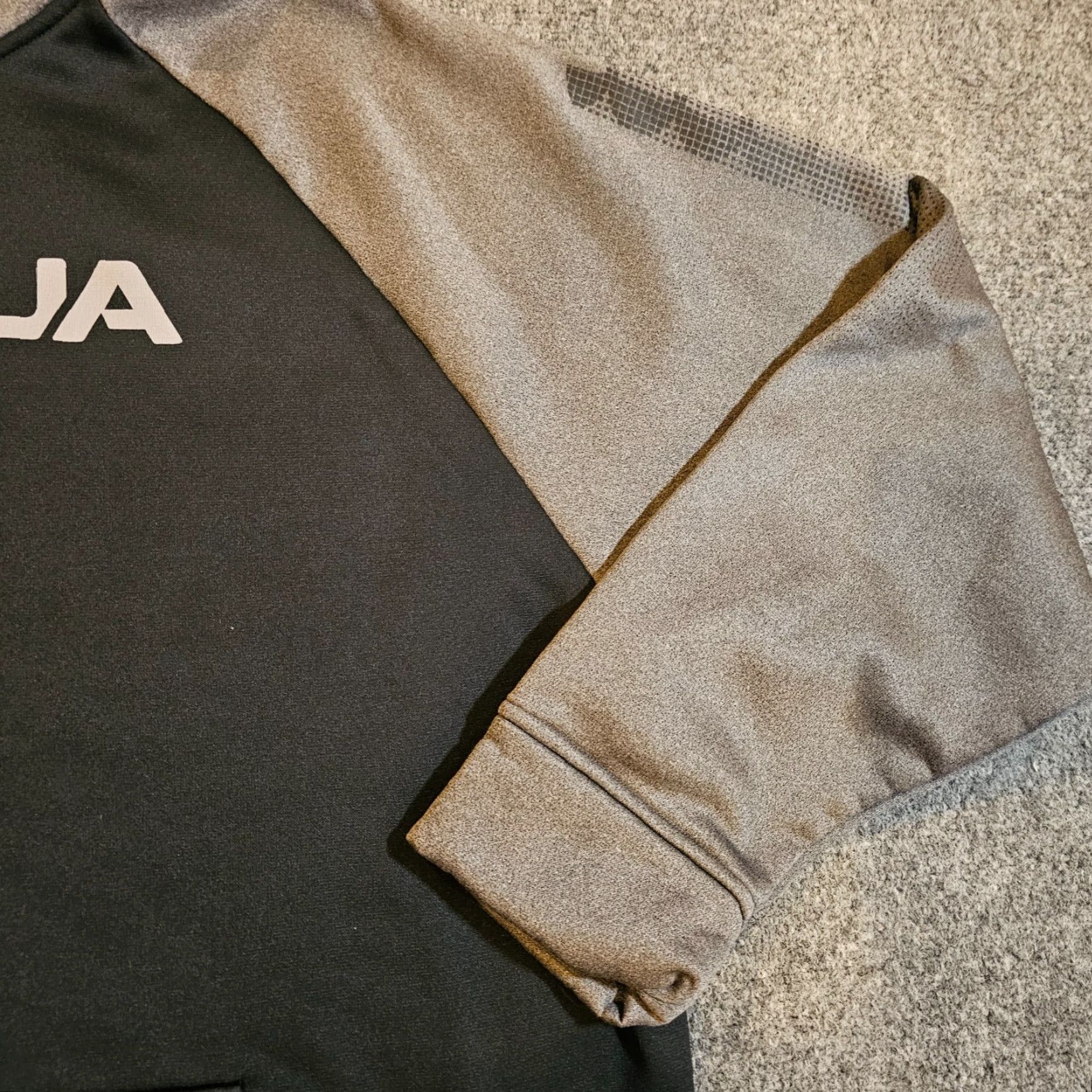 Under Armour Under Armour Sweatshirt Mens 2XL Black Gray Hooding Stretch Casual Athletic Shirt Size US XXL / EU 58 / 5 - 4 Thumbnail