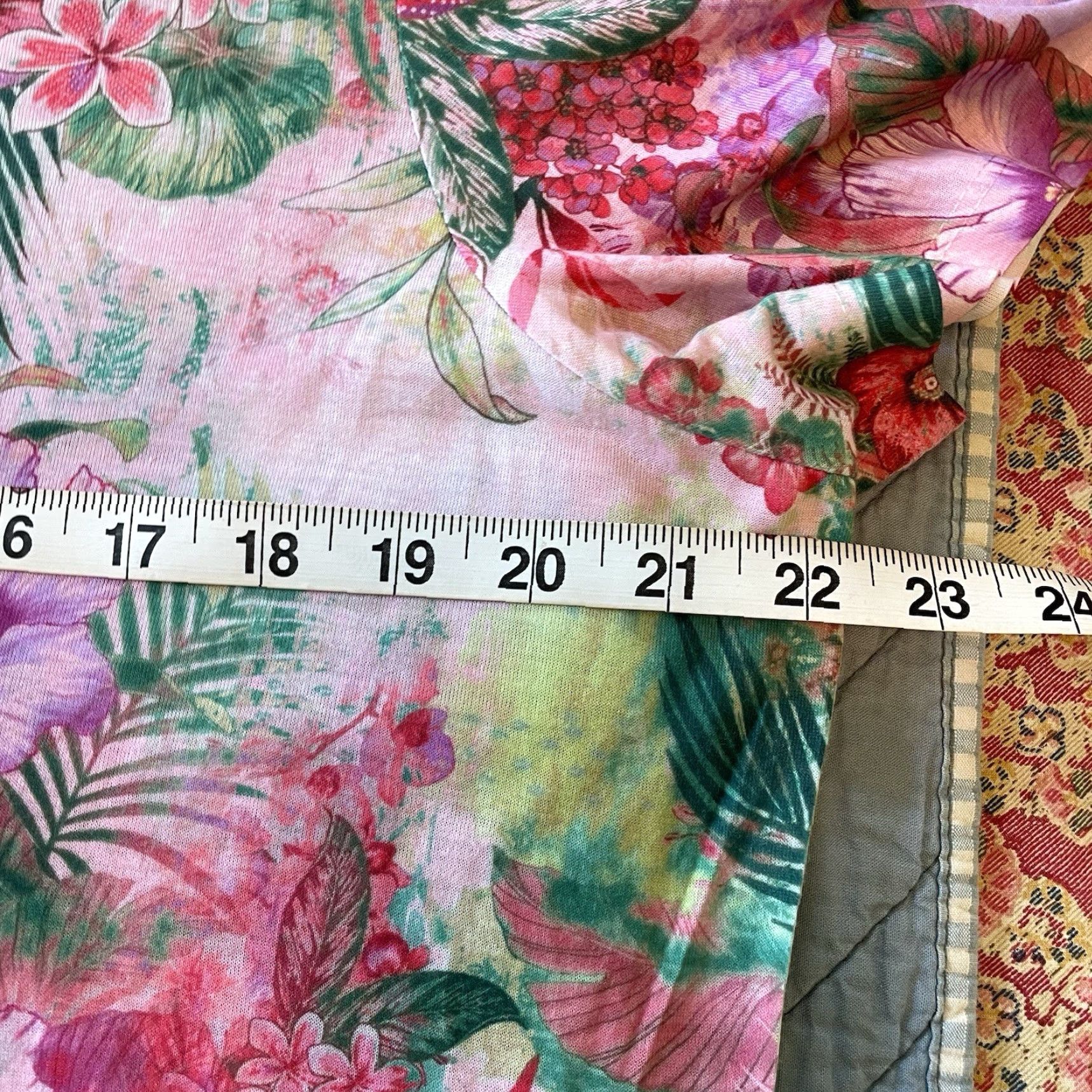 Avenue Avenue Shirt Women’s 14/16 Short Sleeve Floral Multicolor V-Neck Casual Lightweight Summer Size XL / US 12-14 / IT 48-50 - 6 Thumbnail
