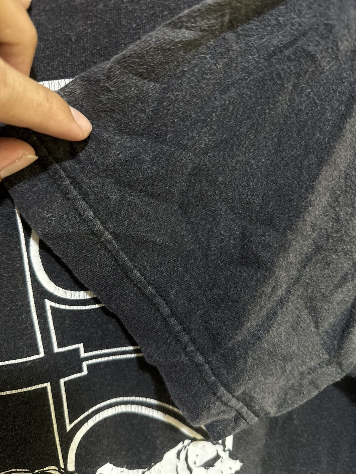Vintage Vintage Wwe Triple H Faded Tee Size US M / EU 48-50 / 2 - 4 Thumbnail