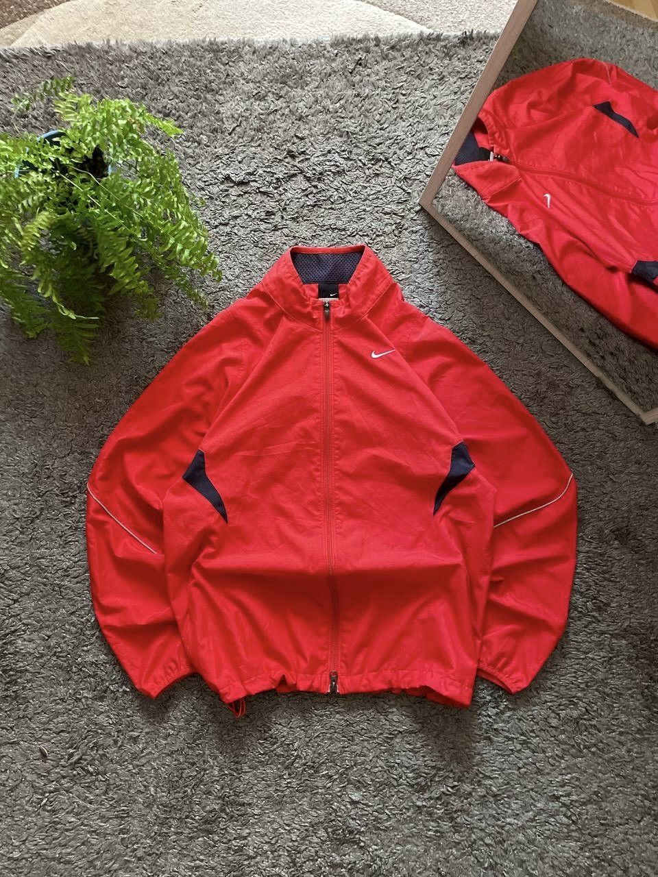 Nike × Vintage 00s Nike Vintage Light Jacket Streetwear Logo Swoosh Y2k Size US S / EU 44-46 / 1 - 1 Thumbnail