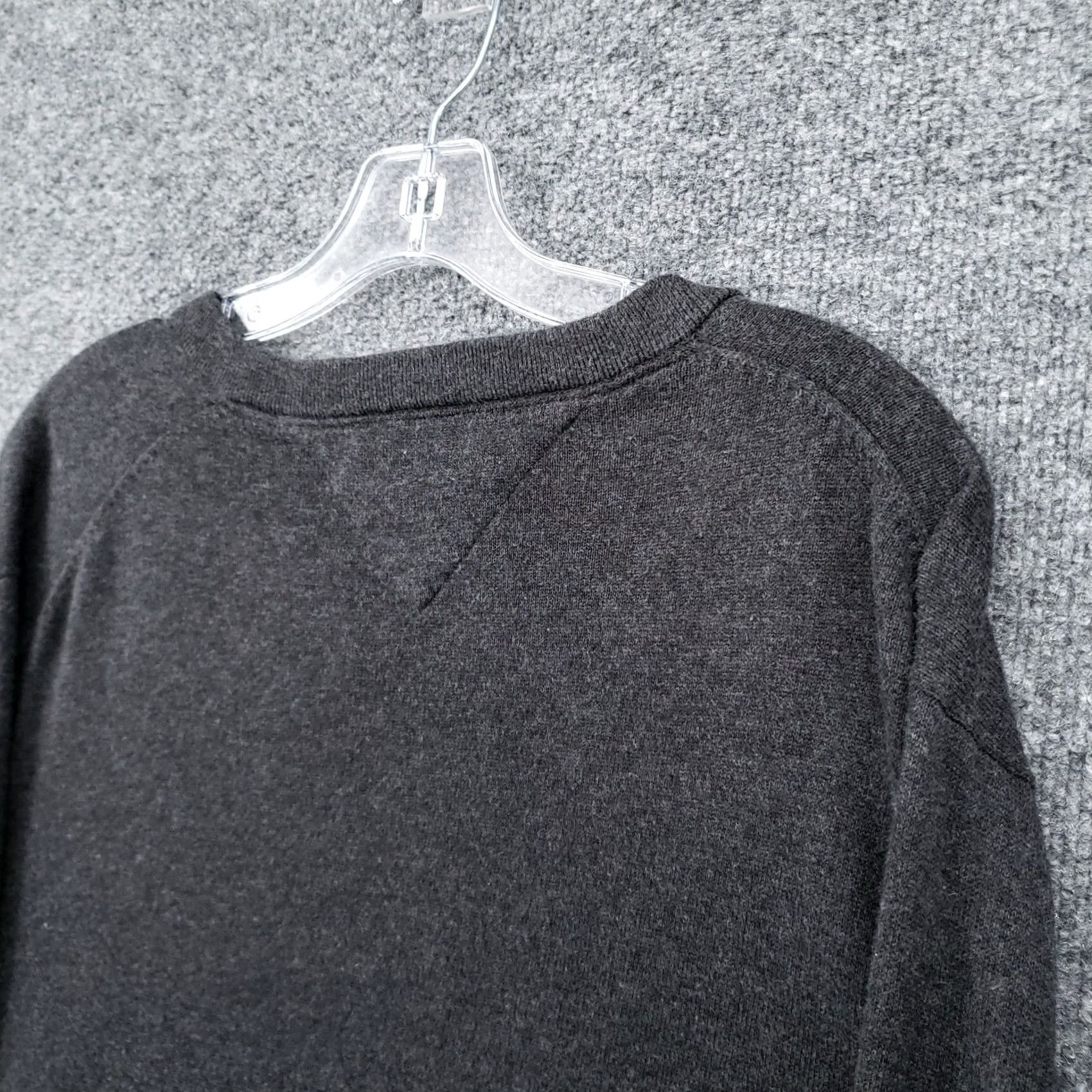 Tommy Hilfiger Tommy Hilfiger Sweater Mens XL Gray Pullover V-Neck Long Sleeve Cotton Knit Size US XL / EU 56 / 4 - 7 Thumbnail