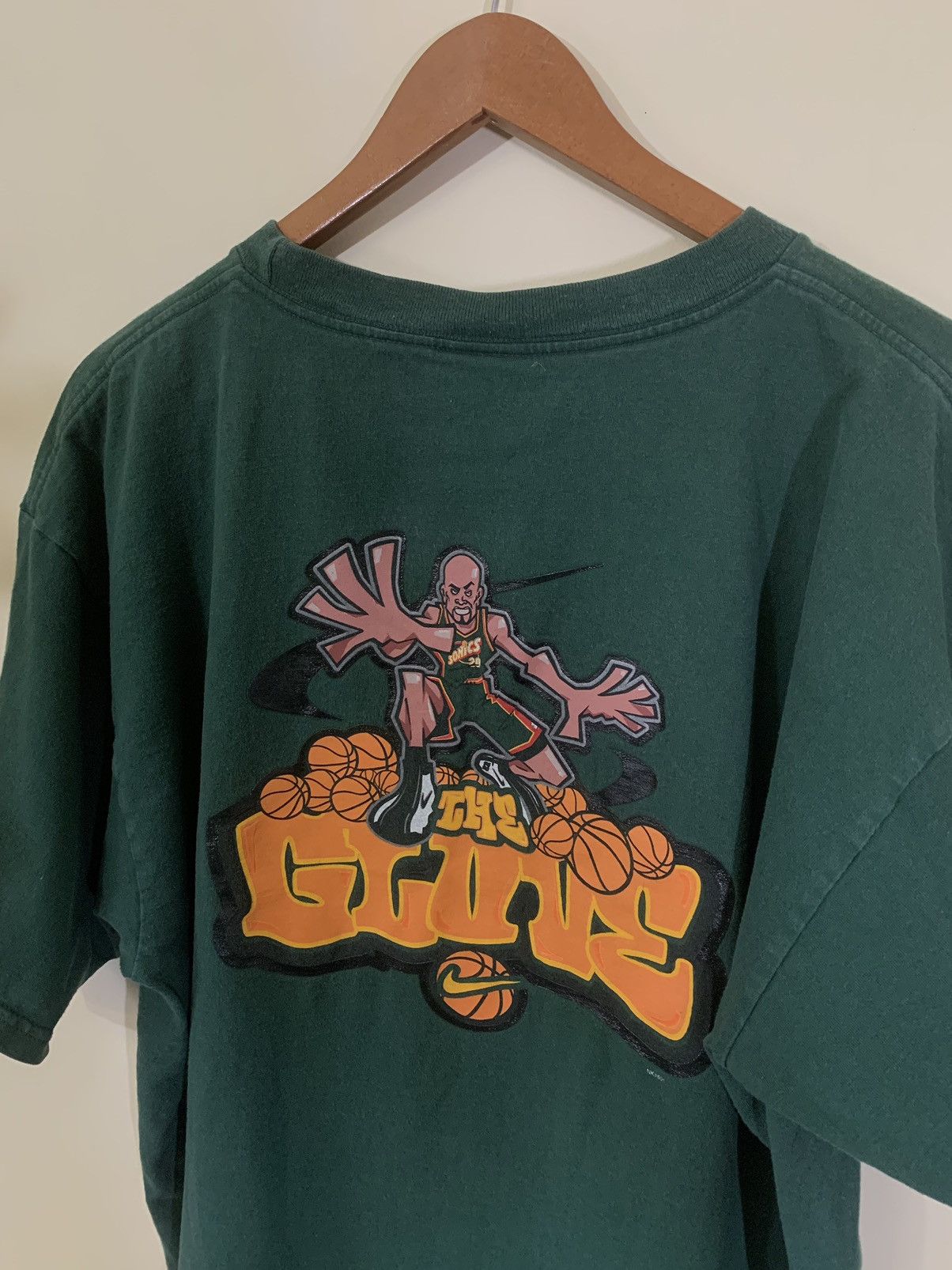 Vintage Gary Payton “The Glove” Vintage Nike Shirt Size US XL / EU 56 / 4 - 1 Thumbnail