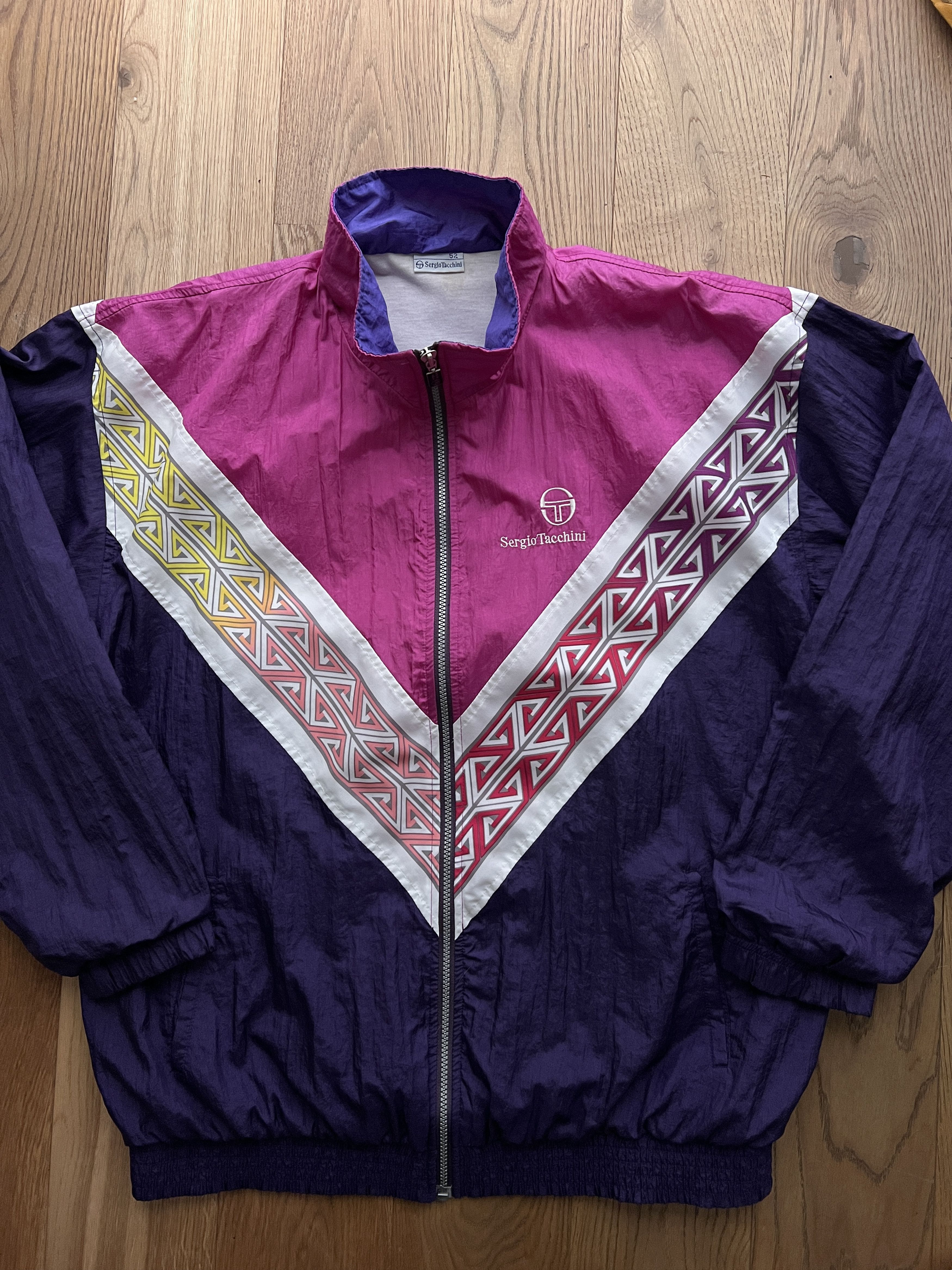 Sergio Tacchini Sergio Tacchini vintage 80s 90s nylon track top retro jacket Size US L / EU 52-54 / 3 - 3 Thumbnail