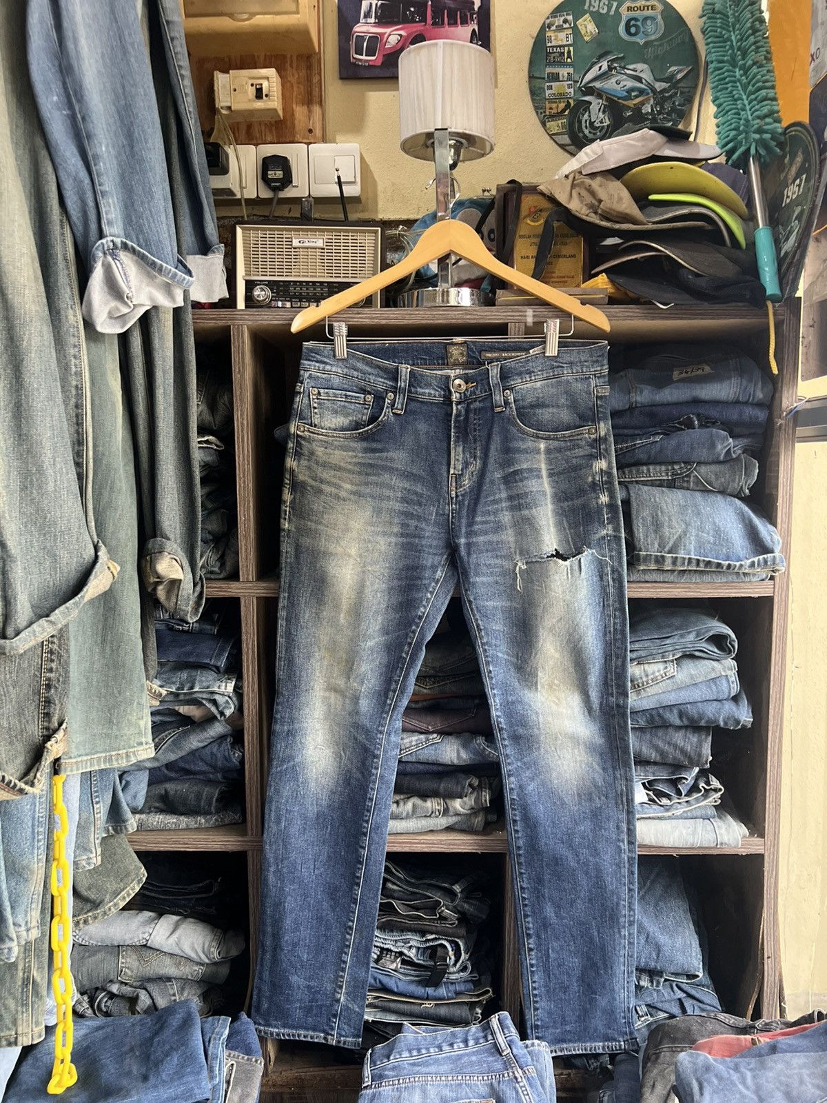 Japanese Brand 🔥Back Number Distressed Denim Size US 34 / EU 50 - 3 Thumbnail