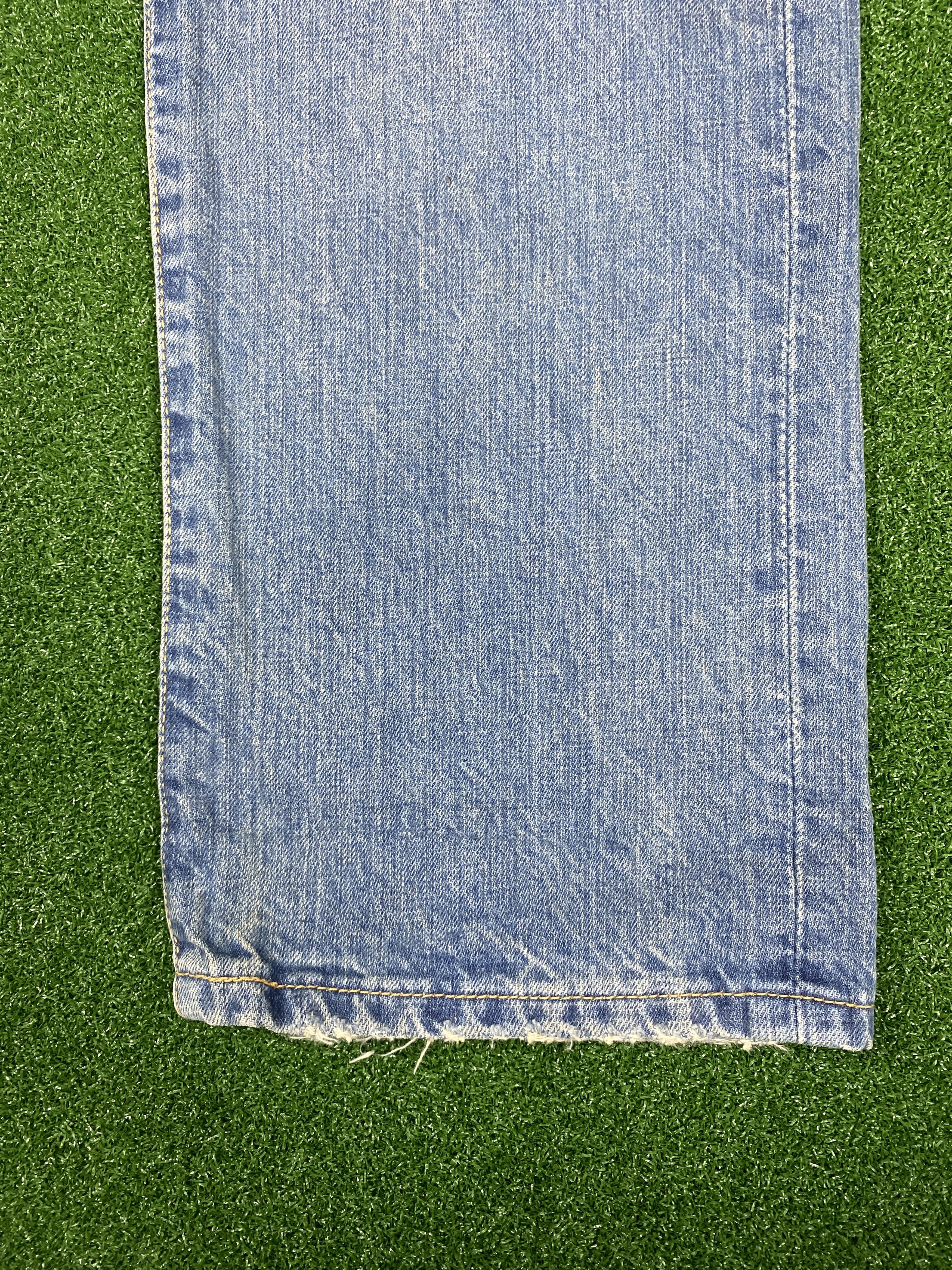 Levi's Vintage Levi's 501 Faded Mid Wash Jeans CP0034 Size US 32 / EU 48 - 5 Thumbnail