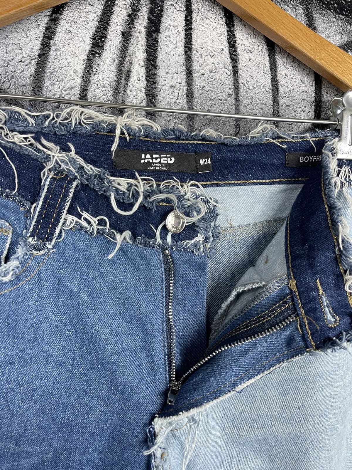 Jaded London Jaded London Distressed Patchwork Denim Boyfriend Fit Jeans Size 24" / US 00 / IT 34 - 5 Thumbnail