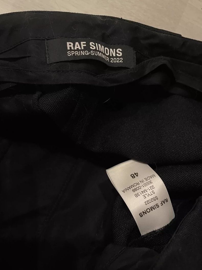 Raf Simons Raf simons 22ss show skirt 2501-Nextarrow Size 32" / US 10 / IT 46 - 2 Thumbnail