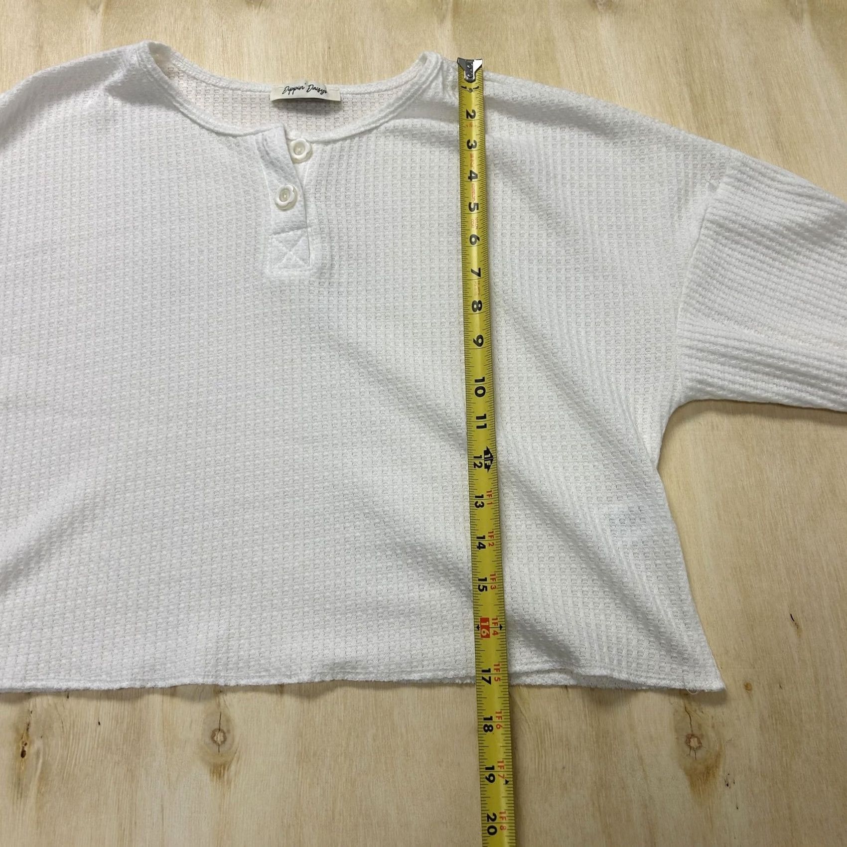 Vintage Dippin' Daisys Shirt Womens Cropped Long Sleeve Henley White Waffle T-Shirt M Size M / US 6-8 / IT 42-44 - 5 Thumbnail