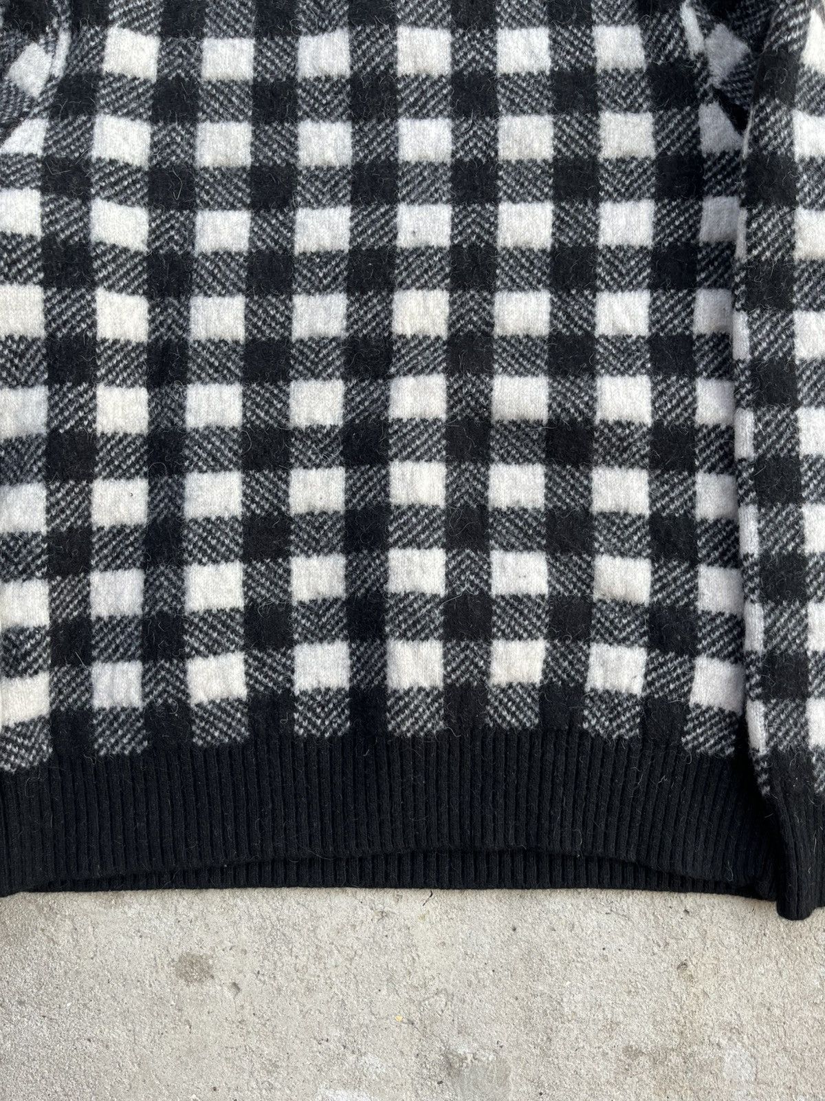 Hedi Slimane × Saint Laurent Paris FW14 Saint Laurent by Hedi Slimane Wool Checkered Sweater Size US S / EU 44-46 / 1 - 19 Thumbnail
