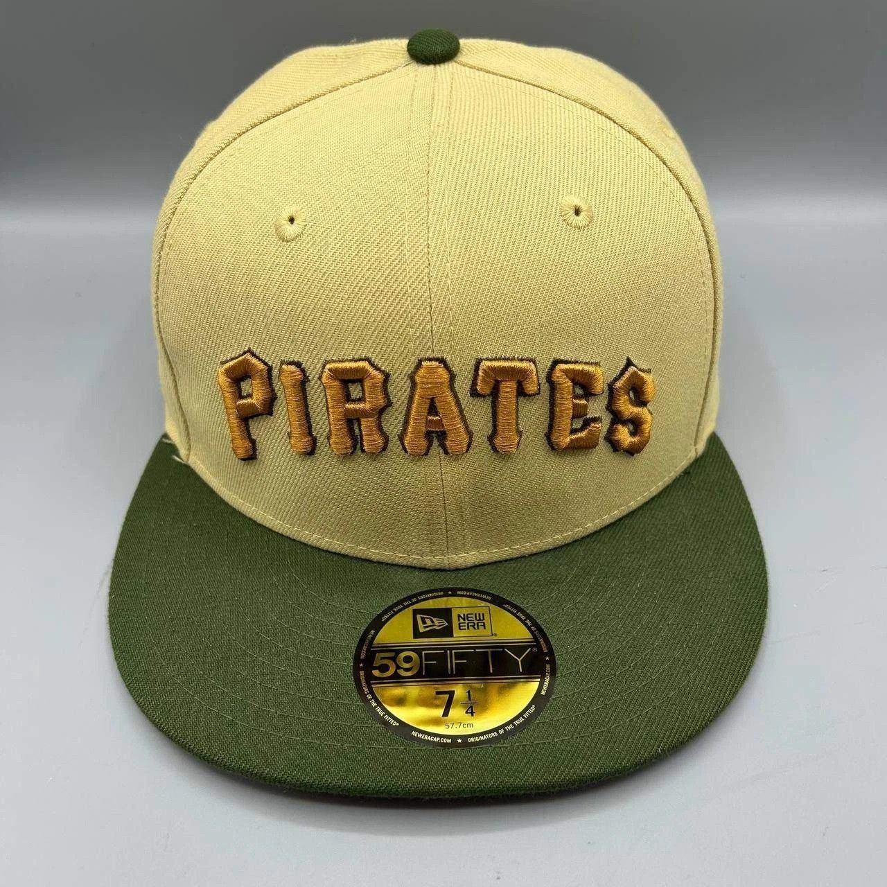 New Era Pittsburgh Pirates Hat Men 7 1/4 Yellow Green MLB Fitted Size ONE SIZE - 1 Thumbnail