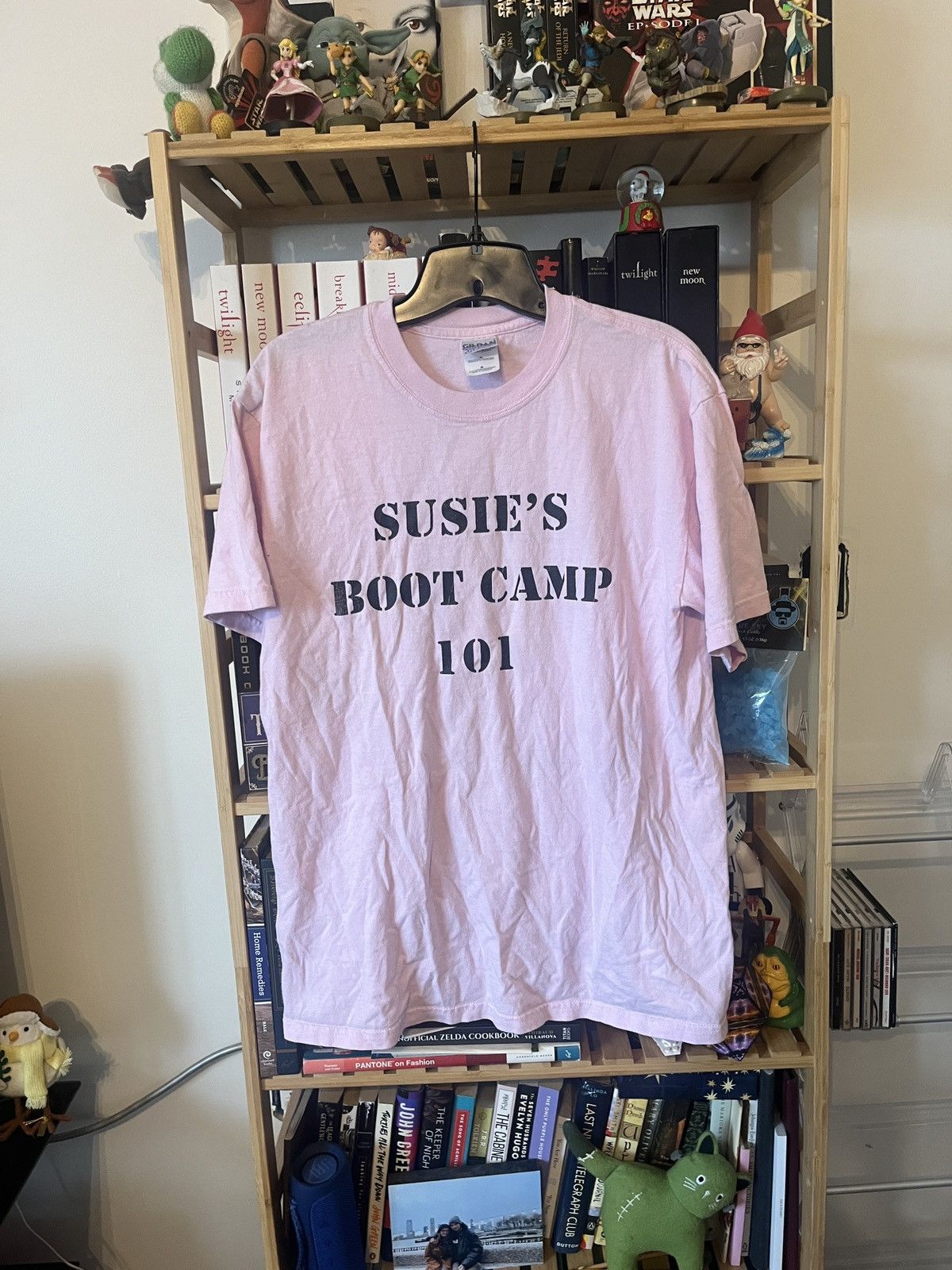 Gildan × Vintage Vintage Susie’s Boot Camp 101 T Shirt size medium Size US M / EU 48-50 / 2 - 1 Thumbnail