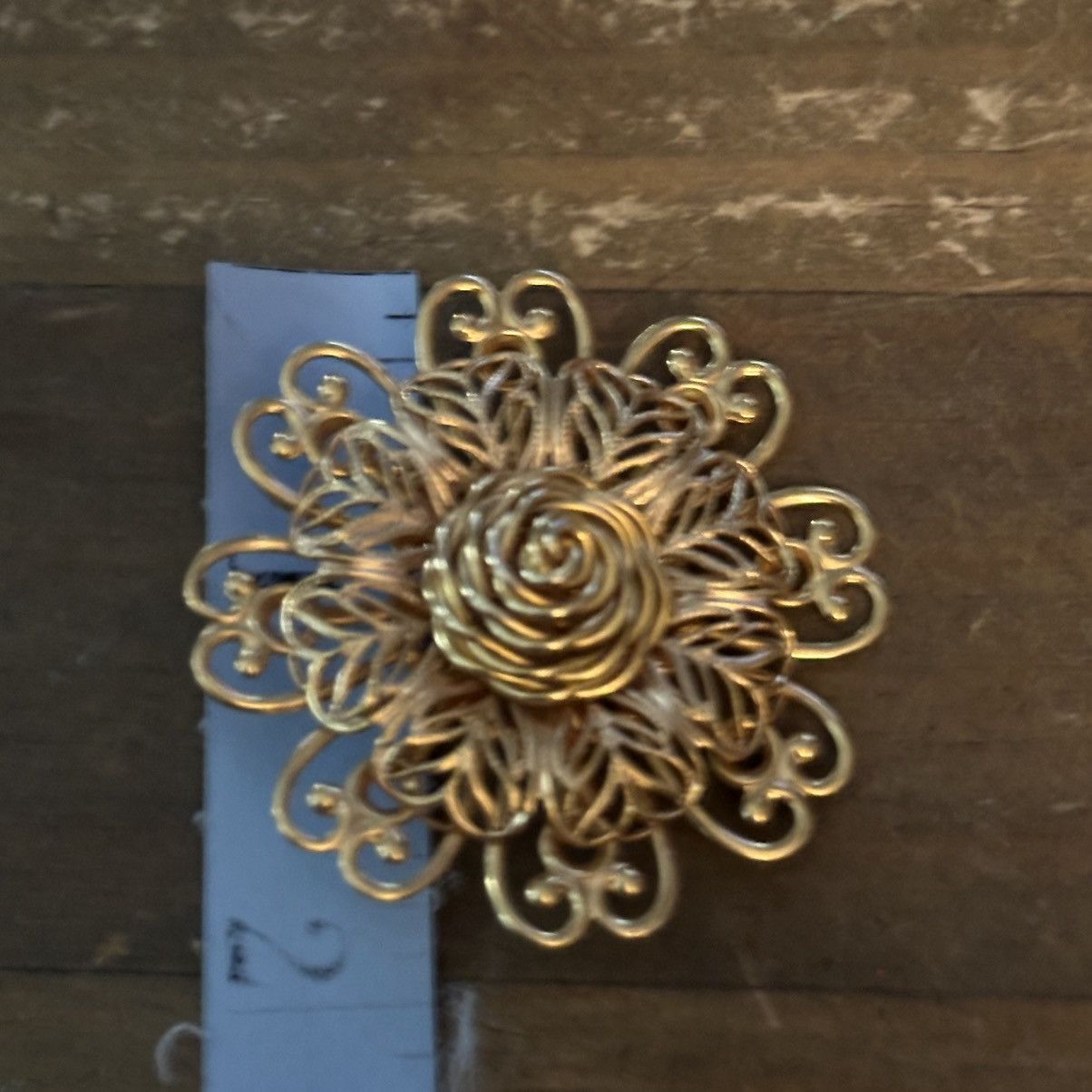 Vintage Vintage gold tone filigree flower brooch Size ONE SIZE - 2 Thumbnail