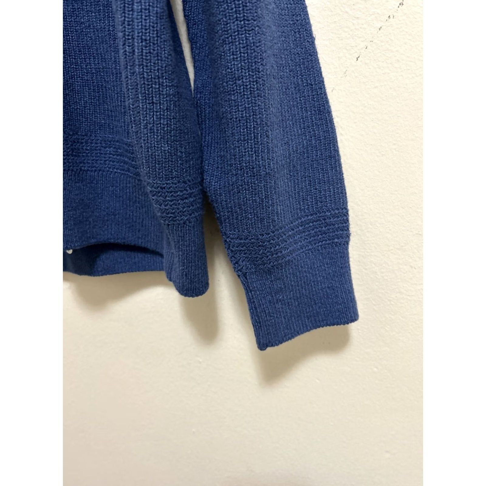 Vintage VINTAGE L.L. Bean Fishermen Sweater Mens L Blue Henley Crew Neck Knit Pullover Made in USA G718 Size US L / EU 52-54 / 3 - 4 Thumbnail