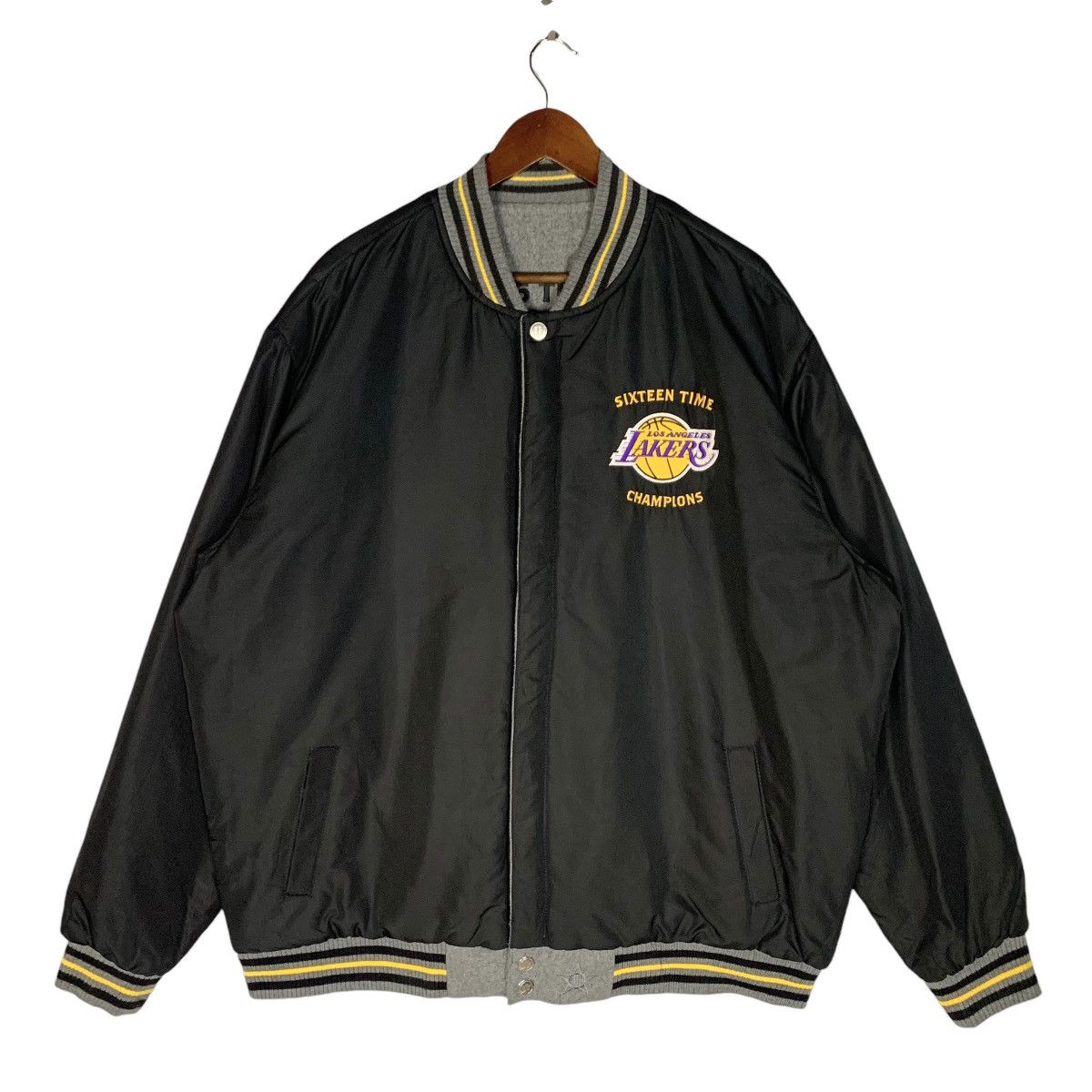 JH Design Jh Design La Lakers NBA Final Champions Riversible Jacket XL Size US XL / EU 56 / 4 - 3 Thumbnail