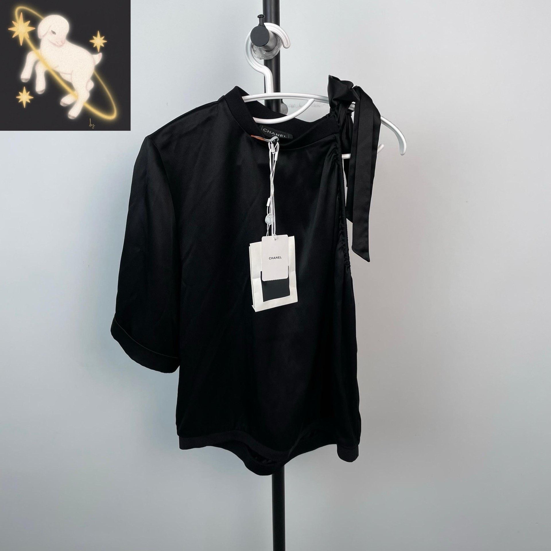 Chanel Chanel White T-Shirt S Women Size S / US 4 / IT 40 - 1 Thumbnail