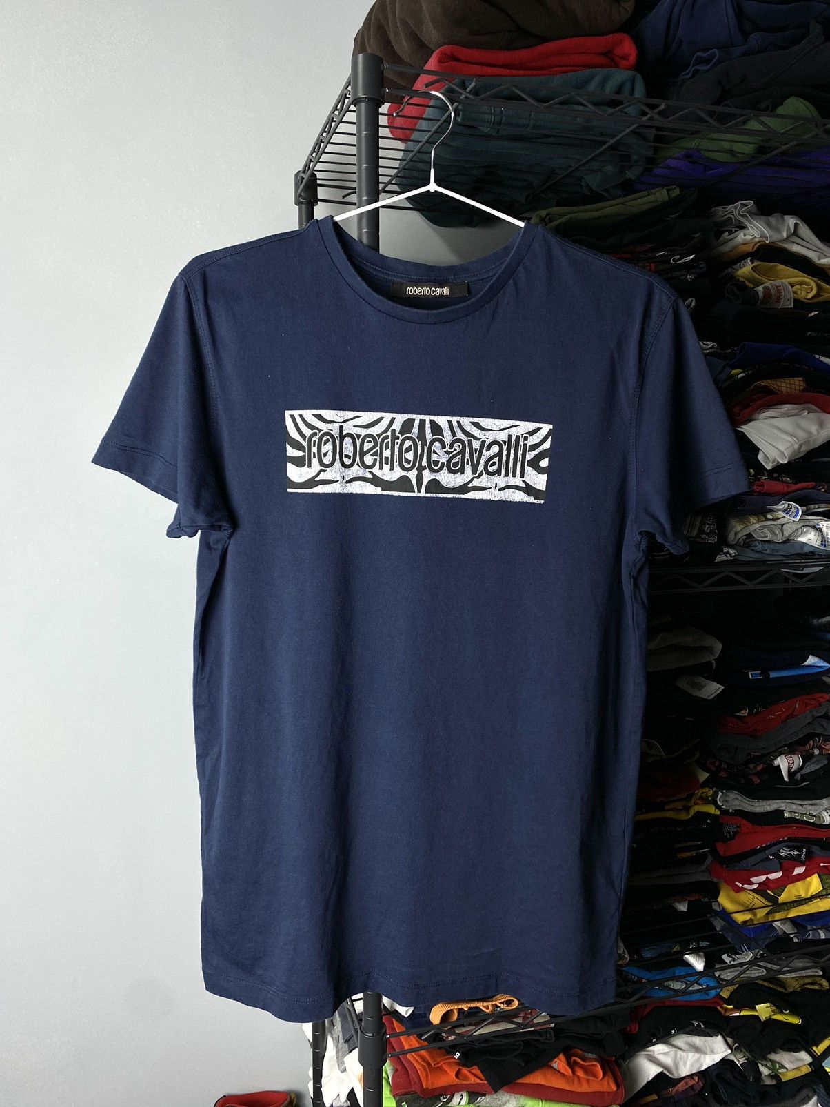 Roberto Cavalli Vintage Roberto Cavalli Zebra Logo Print T Shirt Size US M / EU 48-50 / 2 - 1 Thumbnail
