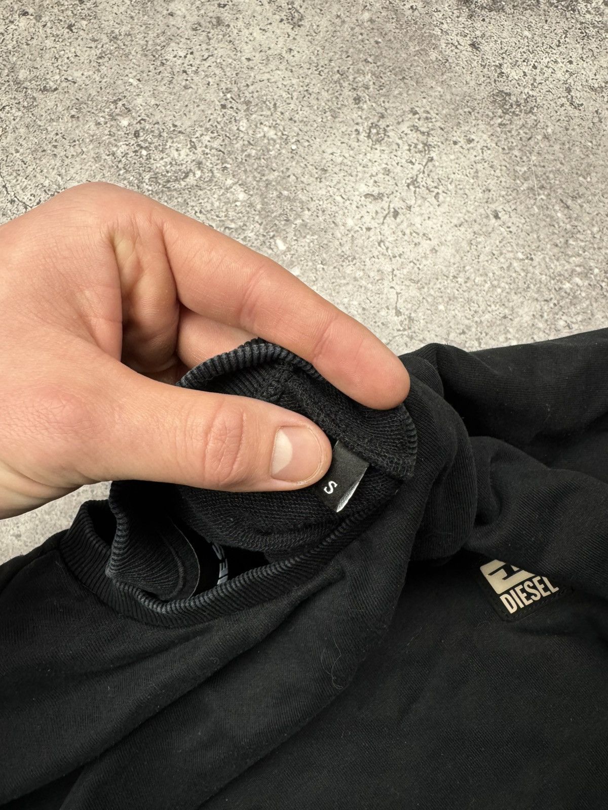Diesel Vintage Diesel Y2K Boxy Big Logo Sweatshirt Japanesse Junya Size US S / EU 44-46 / 1 - 5 Thumbnail