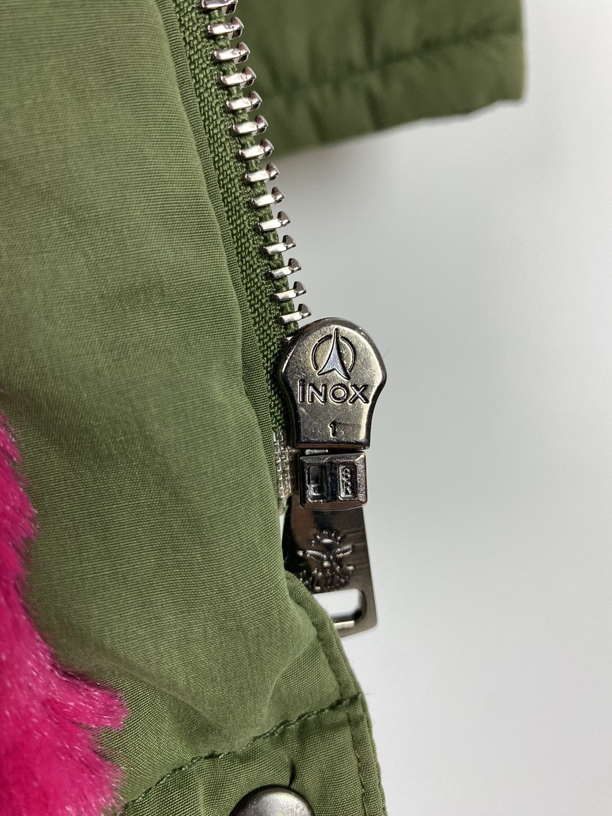 Balmain Balmain Paris Army Green Pink Fur Fishtail Parka Size XL / US 12-14 / IT 48-50 - 16 Thumbnail