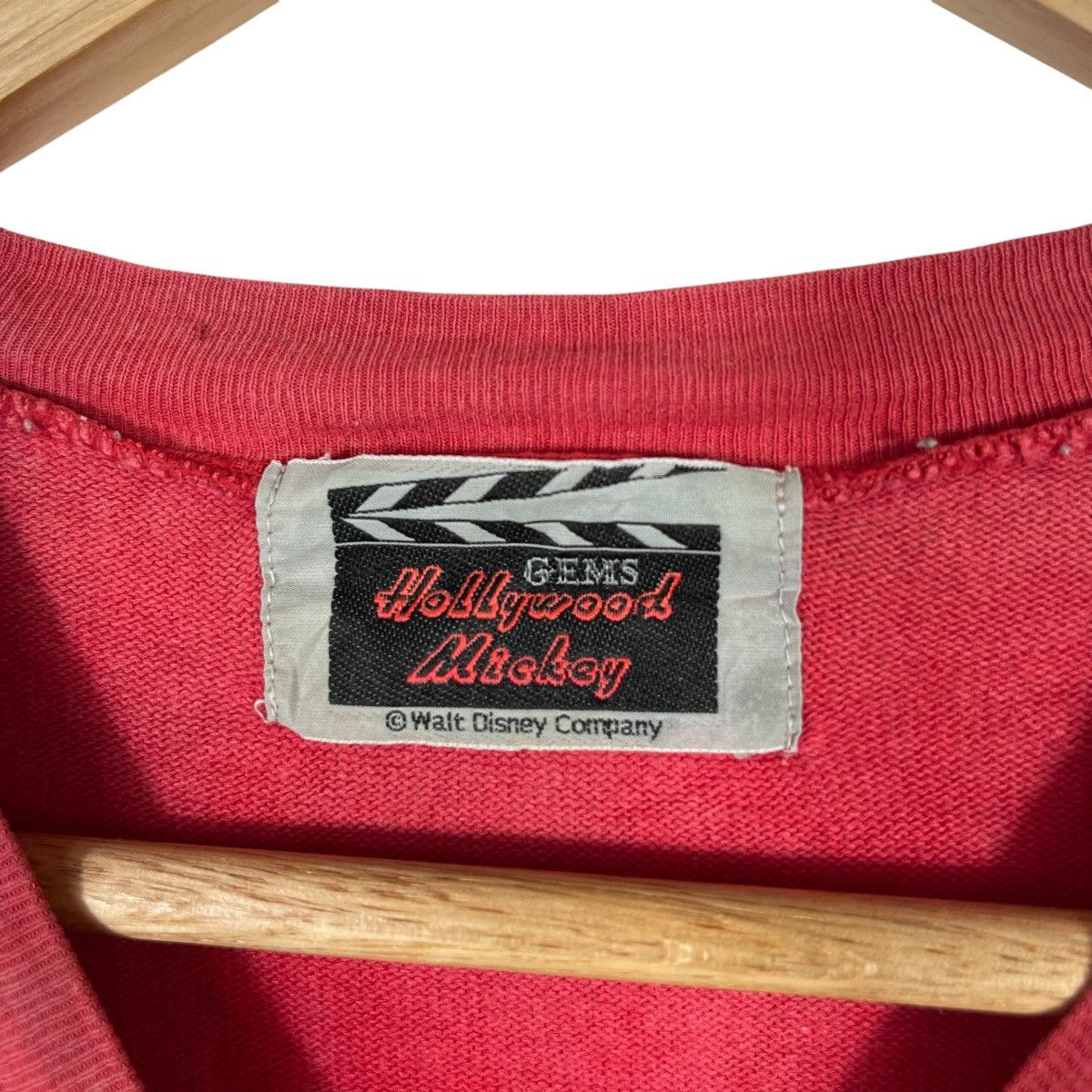 Disney HOLLYWOOD MICKEY DISNEY GRAPHIC SWEATSHIRT VINTAGE Size US L / EU 52-54 / 3 - 3 Thumbnail