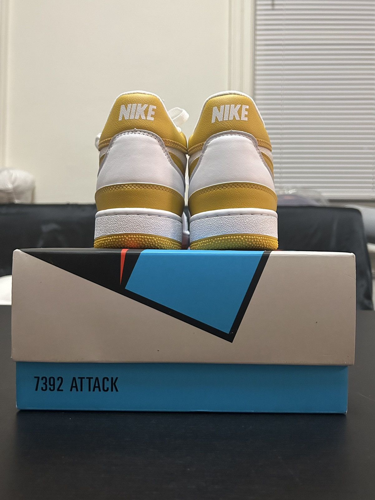 Nike NIKE Attack QS SP Sneakers Size US 9.5 / EU 42-43 - 4 Thumbnail