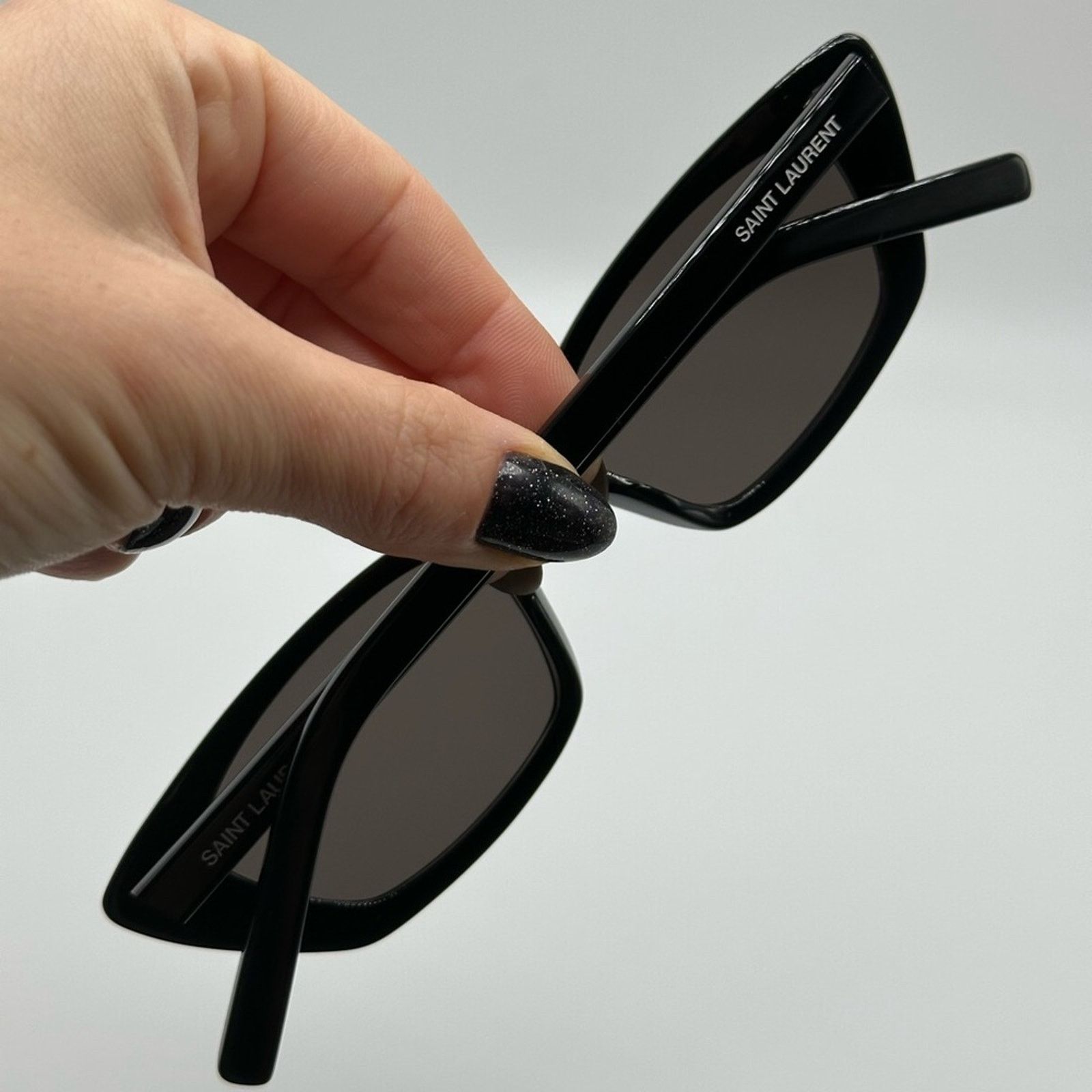 Saint Laurent Paris NEW YSL Saint Laurent Sunglasses SL 277 009 Black Unisex Size ONE SIZE - 11 Thumbnail