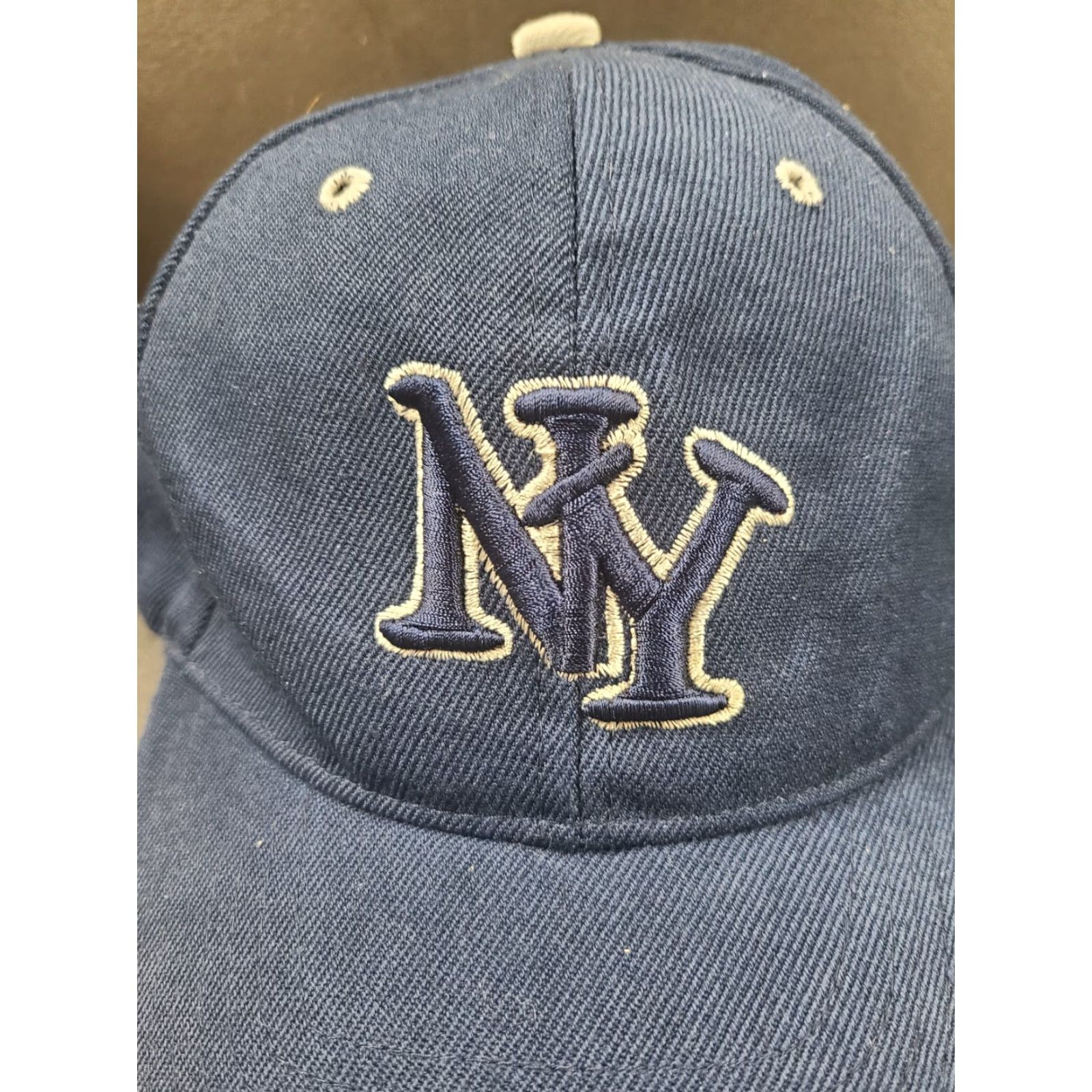 Vintage VINTAGE NY Hat New York Hat Hook And Loop Embroidered Baseball Cap Navy Blue Size ONE SIZE - 2 Thumbnail
