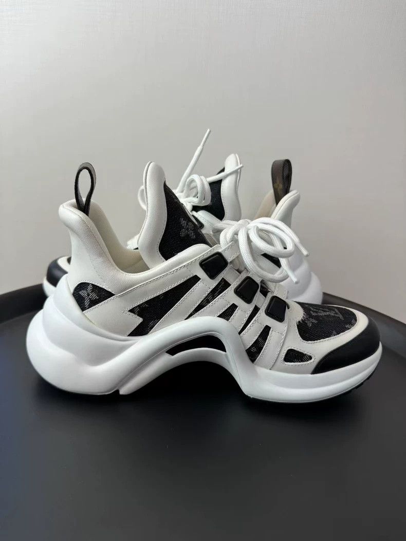 Louis Vuitton Louis Vuitton Black and White Denim Jeans Daddy Shoes Size US 7 / IT 37 - 2 Thumbnail