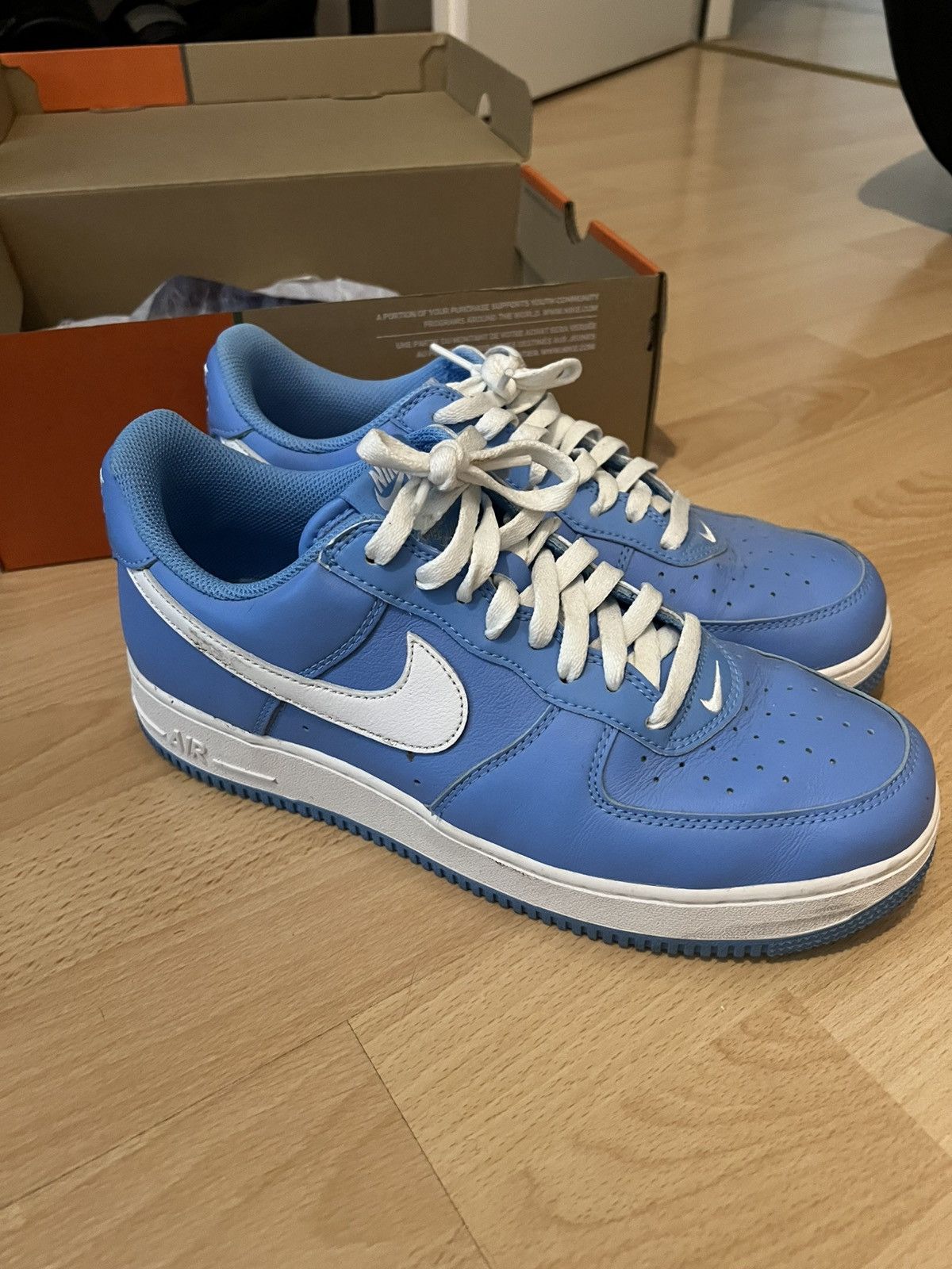 Nike Baby Blue Nike AirForce 1 Size US 10.5 / EU 43-44 - 1 Thumbnail